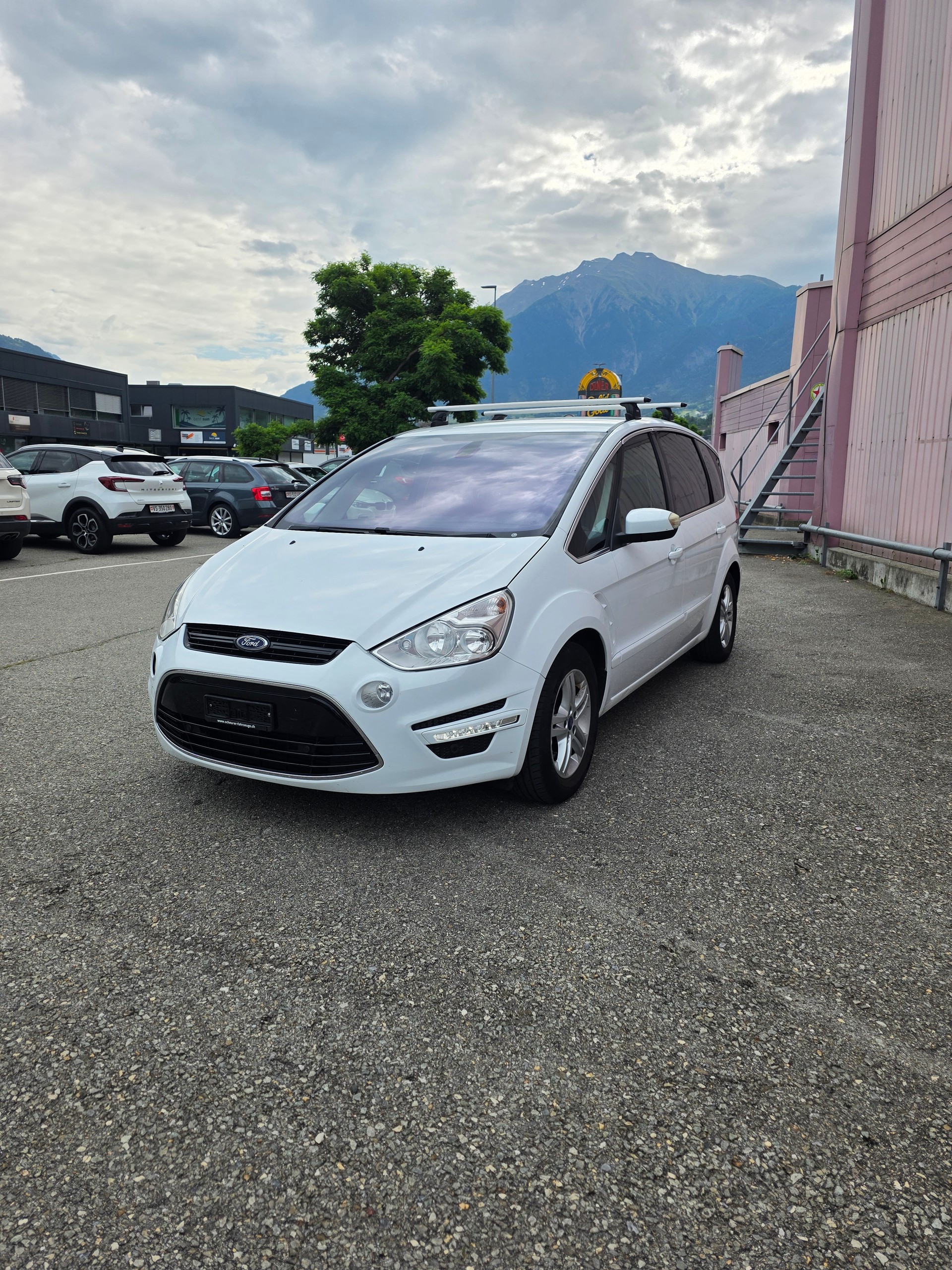 FORD S-Max 2.0 TDCi Titanium PowerShift-image-4