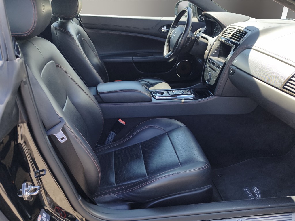 JAGUAR XKR Coupé 5.0 V8 Supercharged-image-11