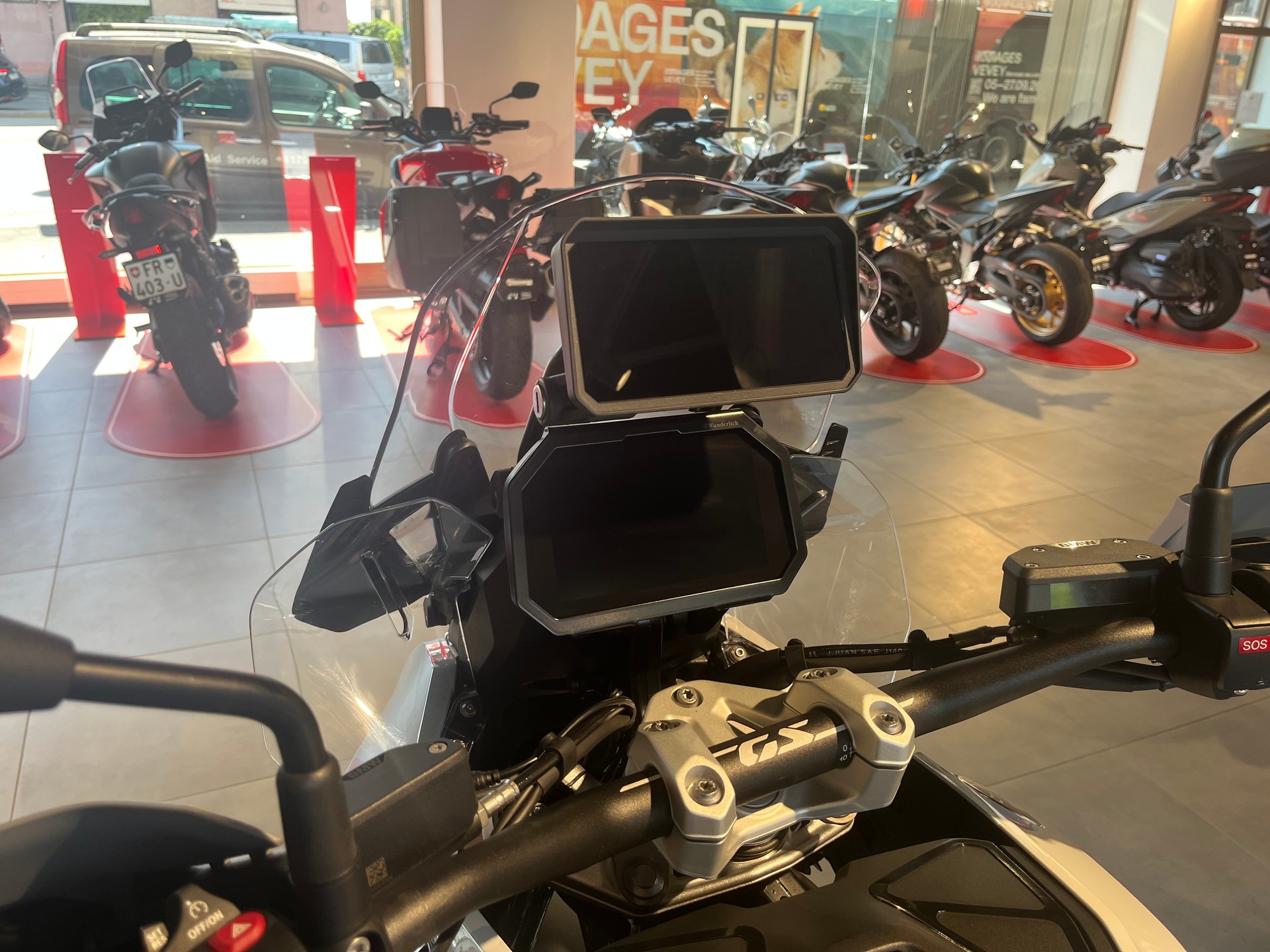 BMW R 1300 GS-image-8