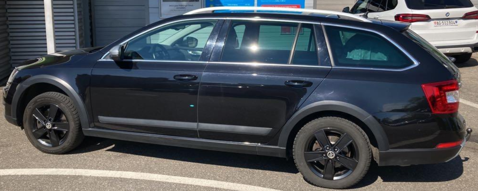 SKODA Octavia Combi 2.0 TDI Scout 4x4 DSG-image-4
