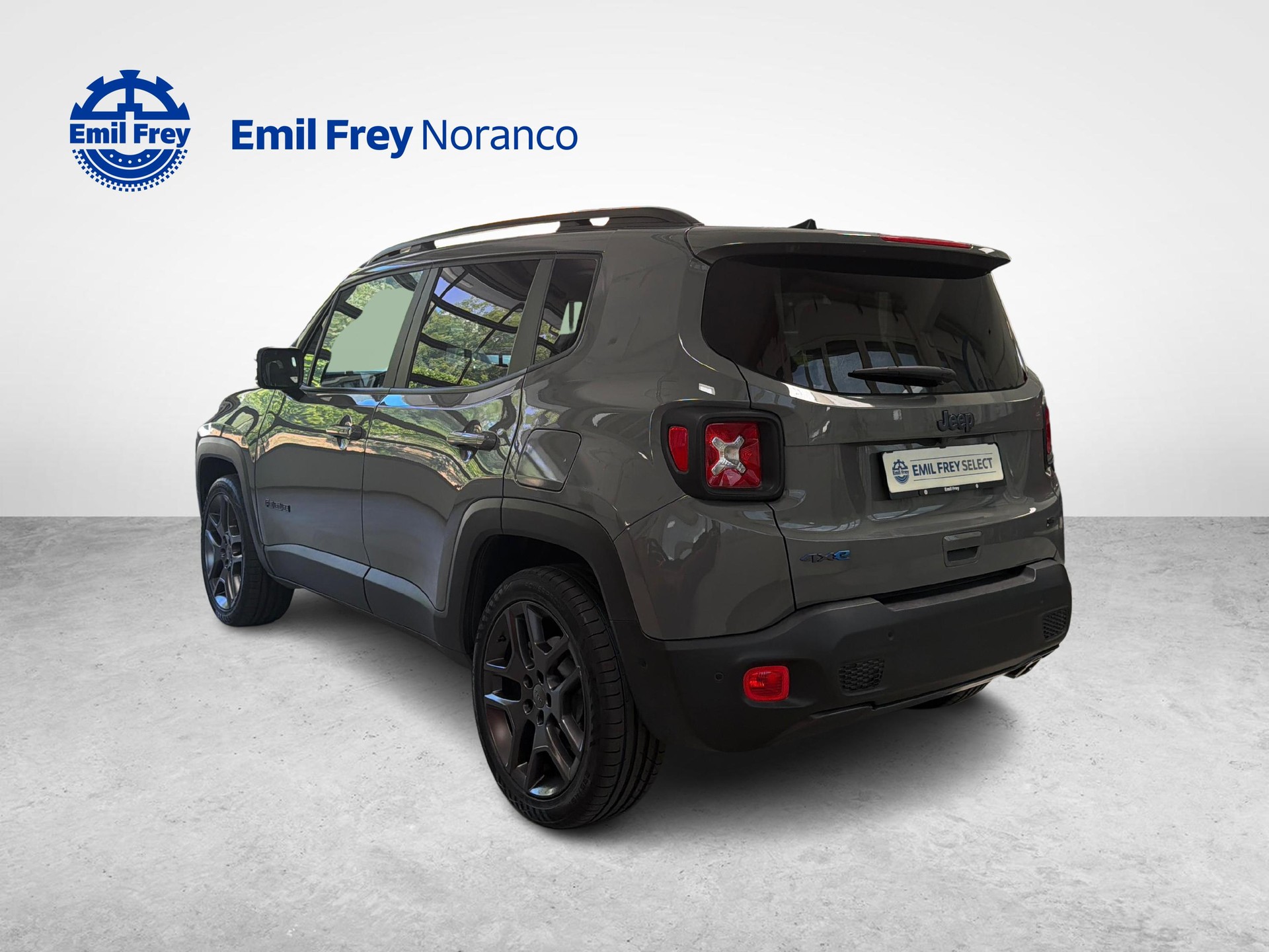 JEEP Renegade 1.3 S 4xe + Ruote invernali incluse-showroom-element-3