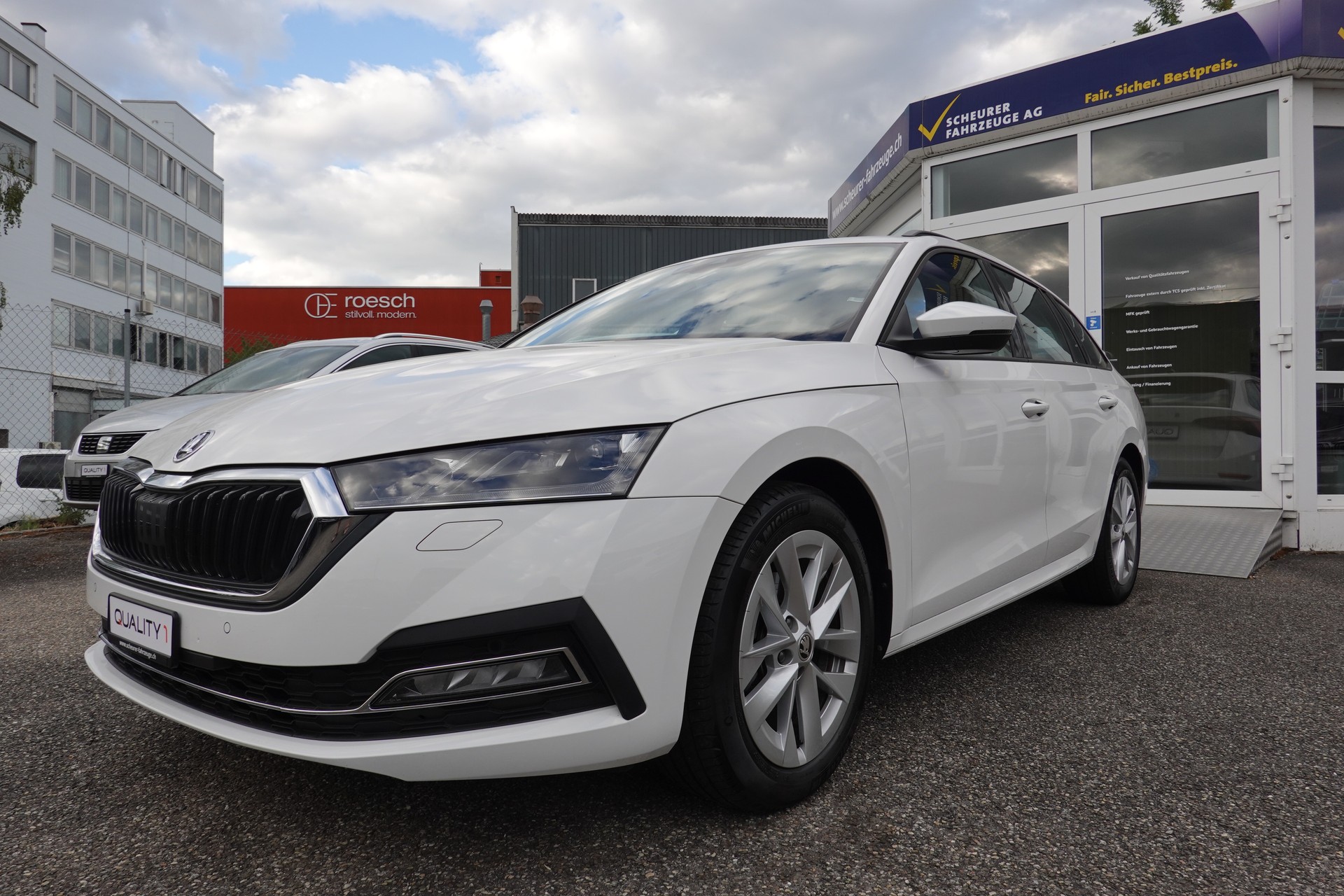 SKODA OCTAVIA COMBI 1.5 TSI mHEV - DSG- "STYLE" - 150 PS-image-0