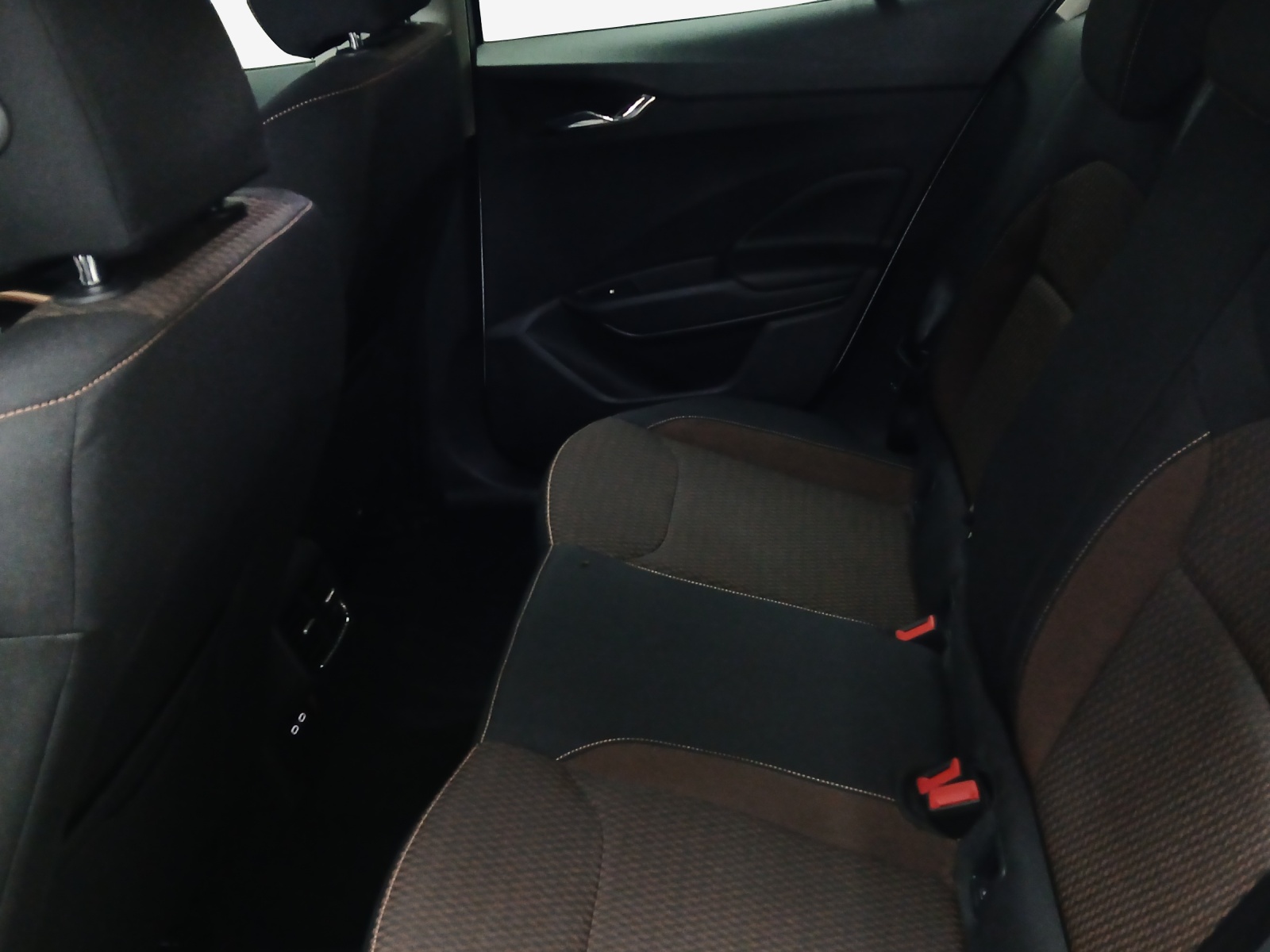 SKODA Fabia 1.0 TSI Style DSG-image-11