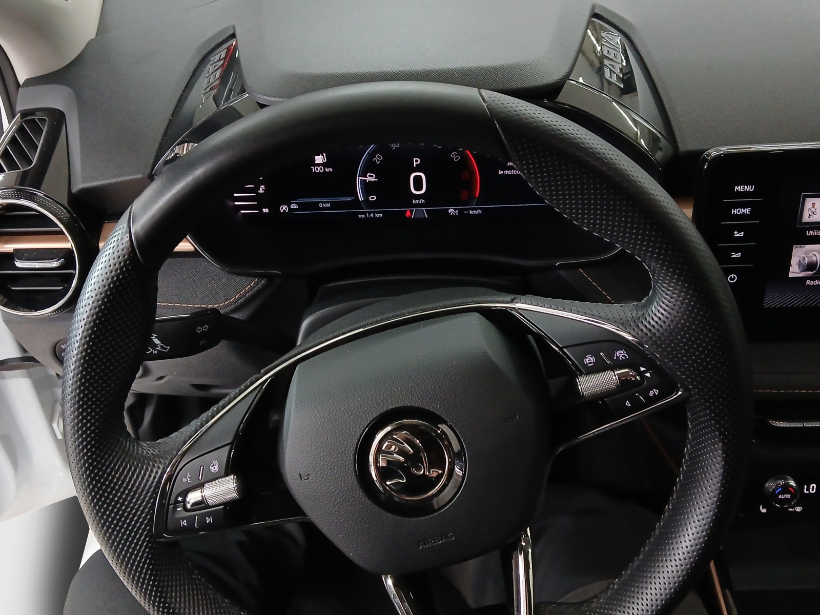 SKODA Fabia 1.0 TSI Style DSG-image-9