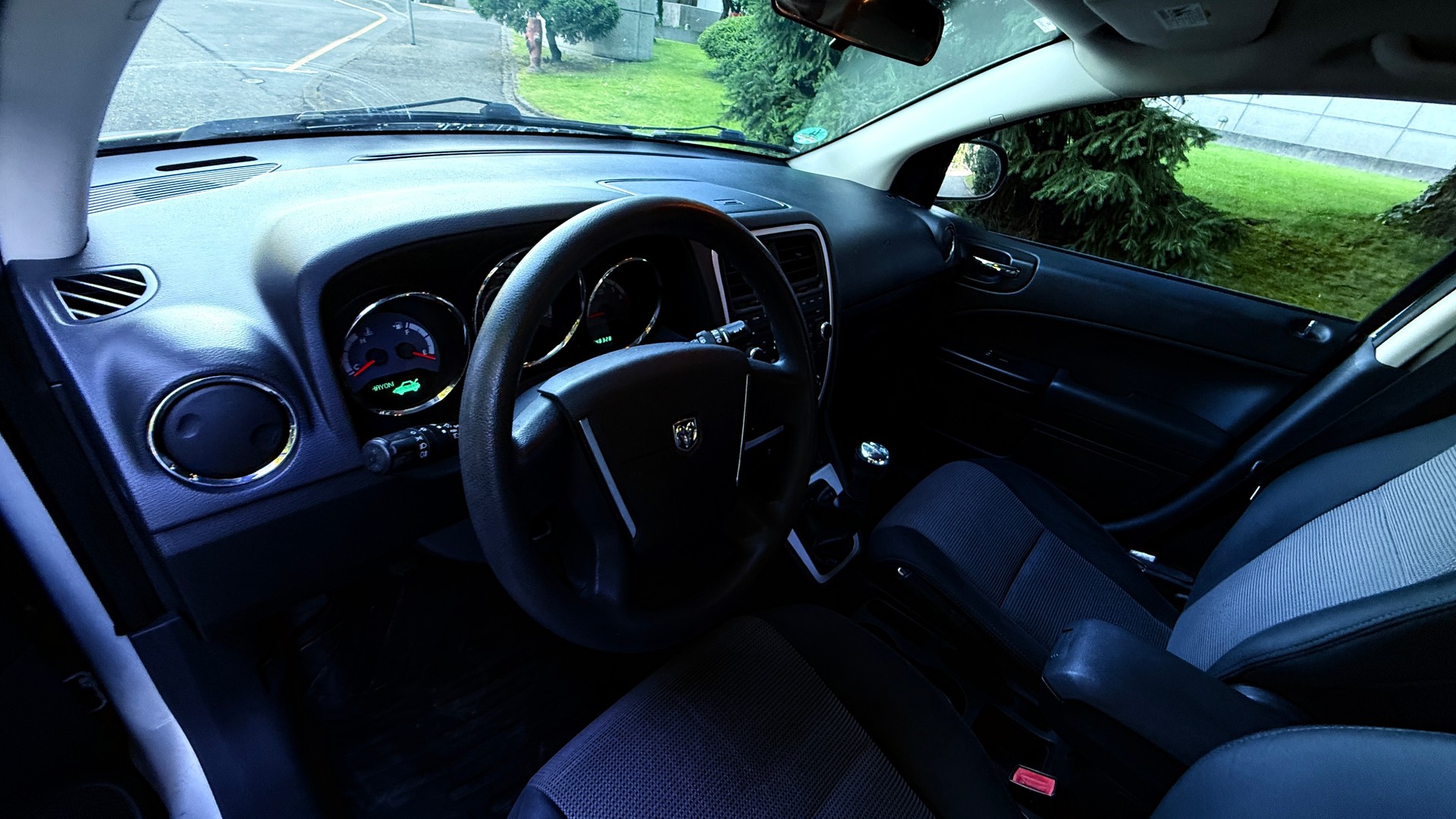 DODGE Caliber 2.0-image-10