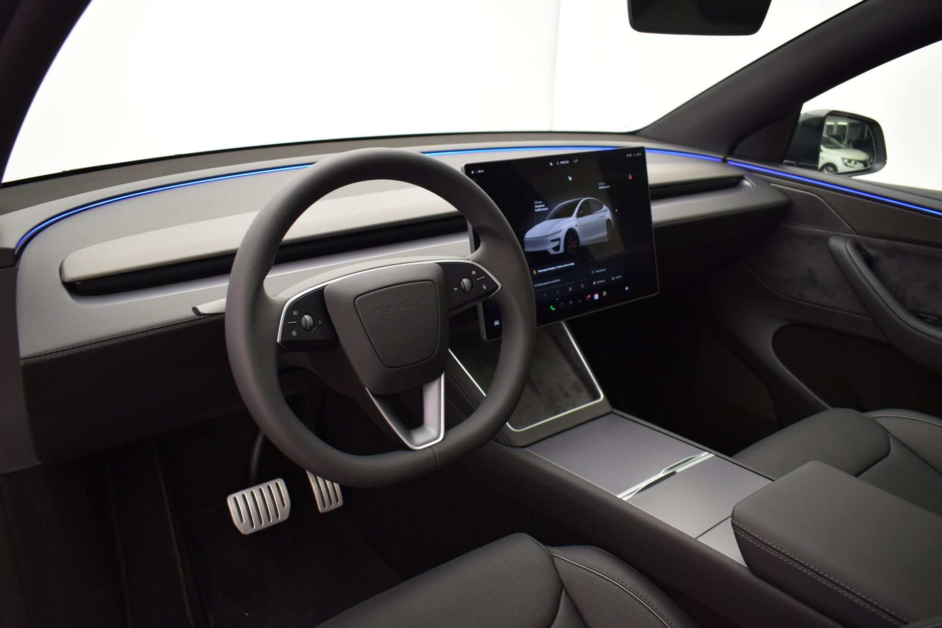 TESLA Model Y Performance AWD 626PS, 21 Zoll, Carbon, Made in Berlin-image-14
