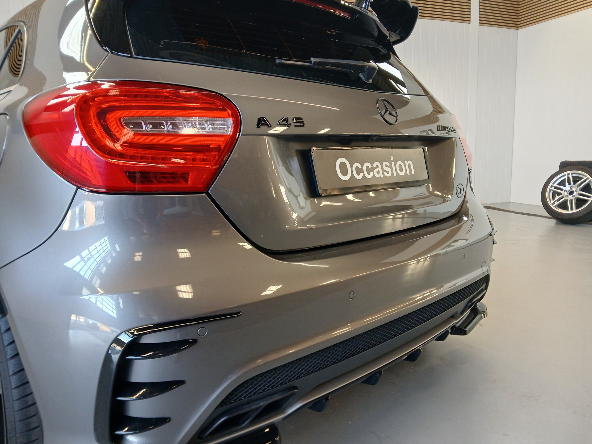 MERCEDES-BENZ A 45 AMG-image-7