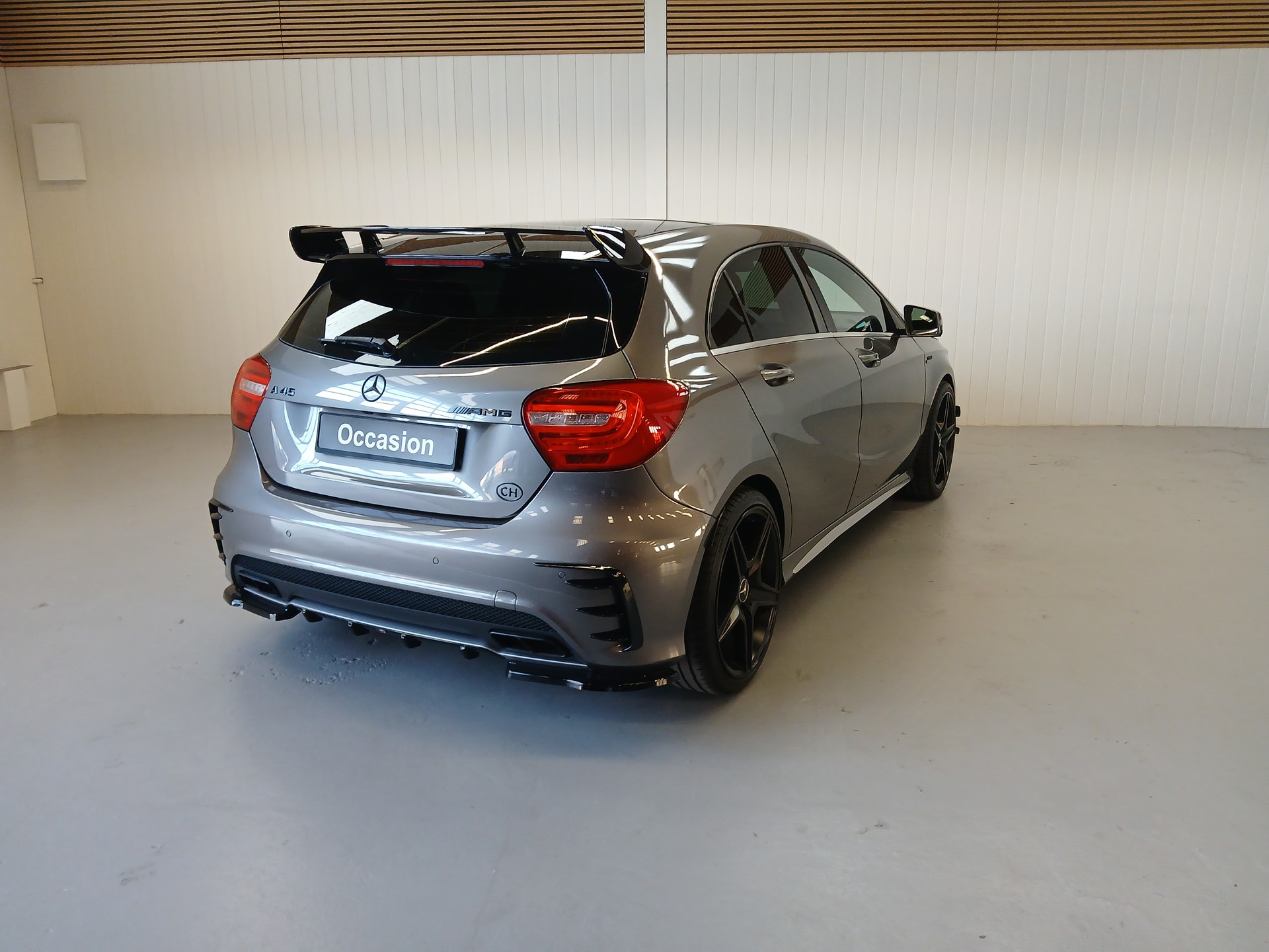 MERCEDES-BENZ A 45 AMG-image-3