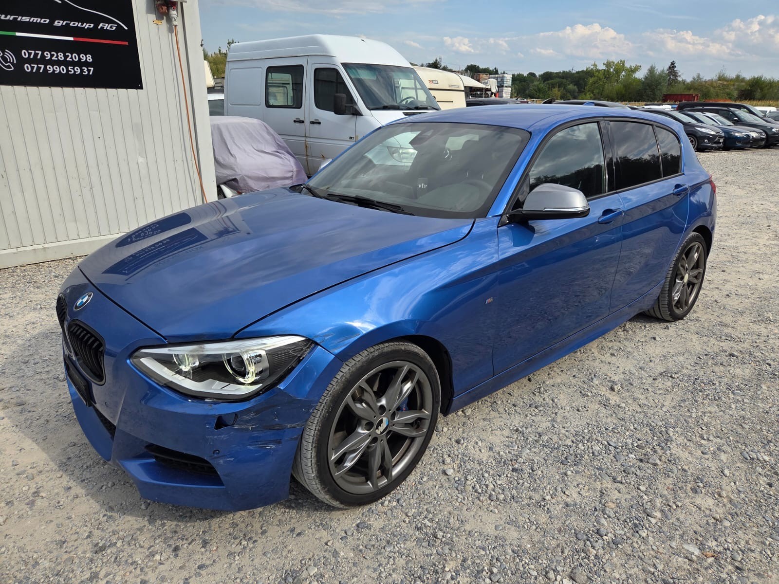 BMW M135i xDrive Steptronic-image-2