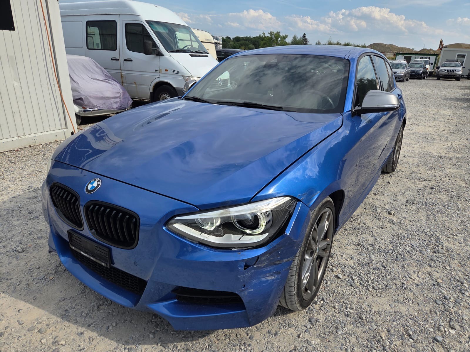 BMW M135i xDrive Steptronic-image-3