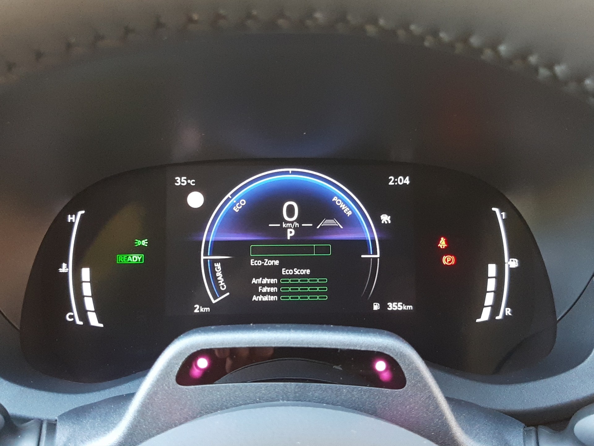 TOYOTA Yaris Cross 1.5 VVT-i HSD Trend AWD-i-image-9
