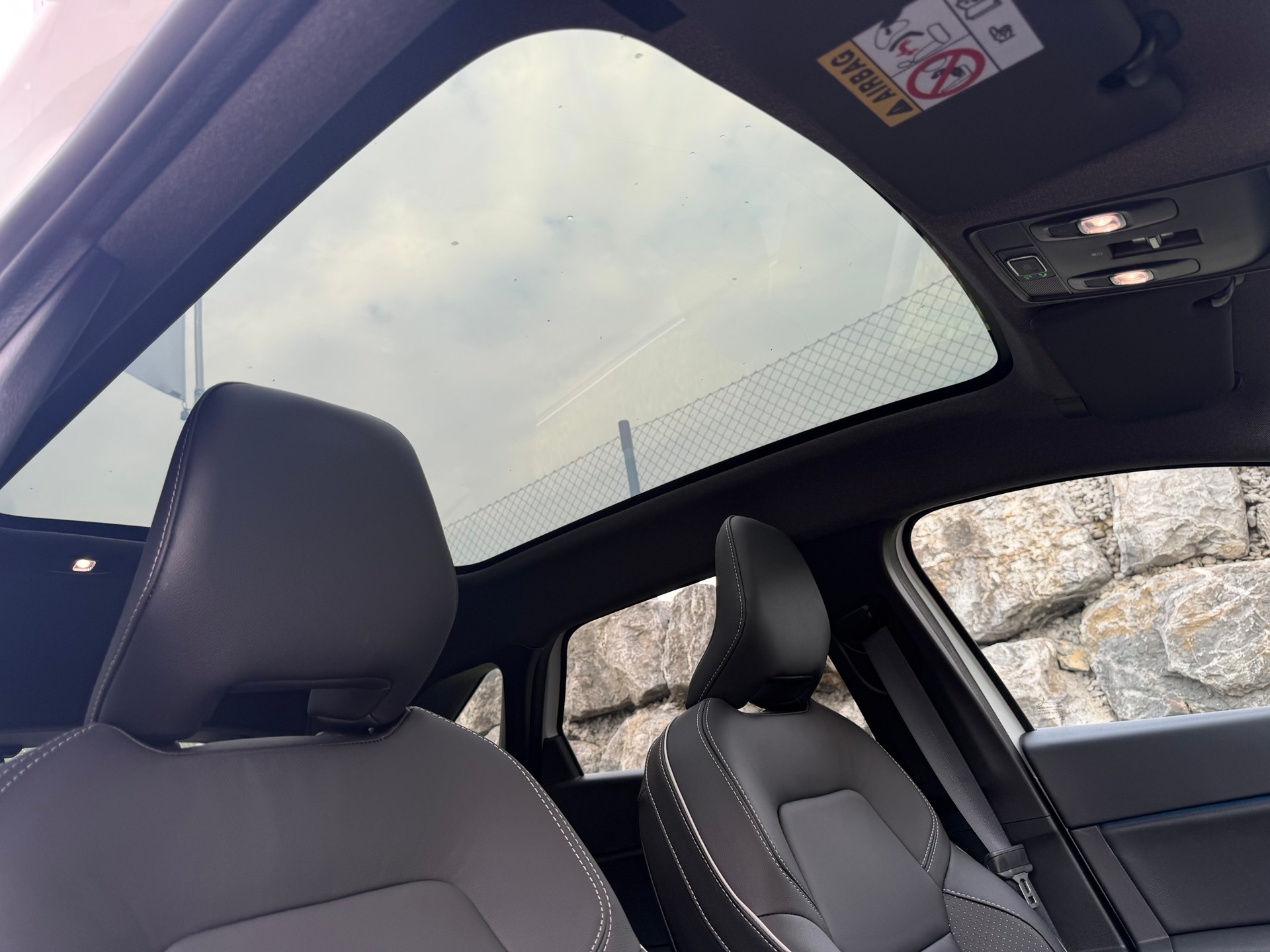 MITSUBISHI Grandis 1.8 HEV Instyle-image-11