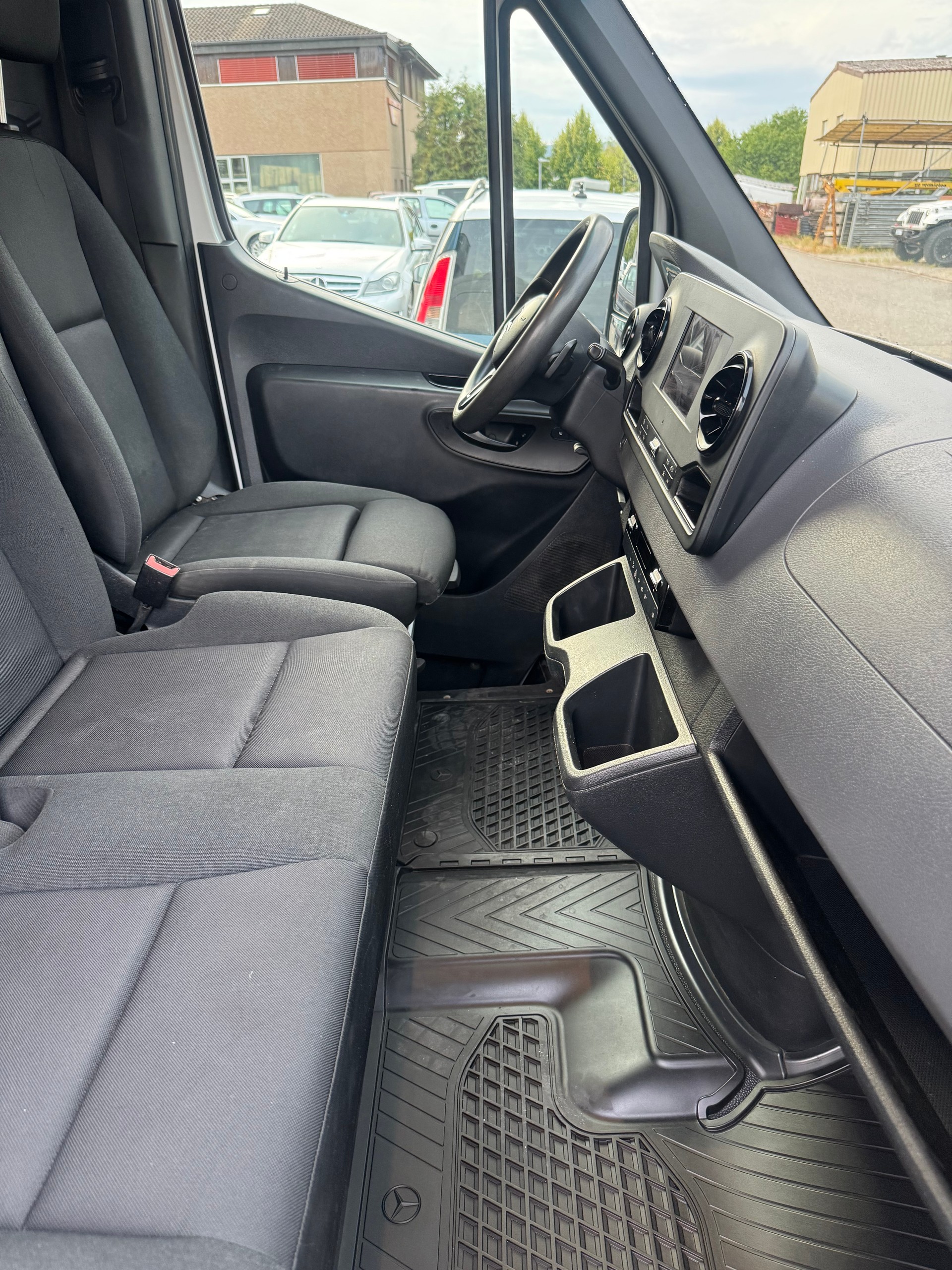 MERCEDES-BENZ Sprinter 316 CDI Standard 7G-TRONIC-image-11