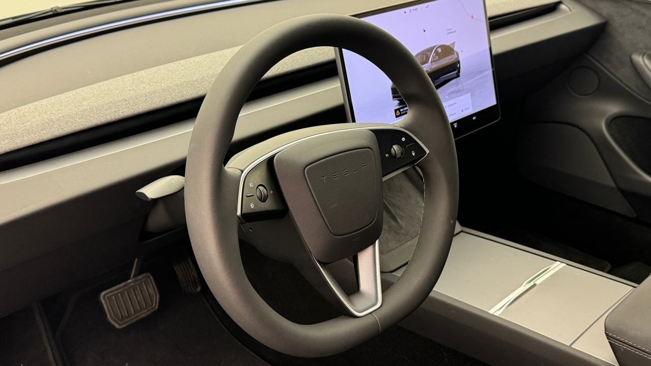 TESLA Model 3 Long Range Dual Motor AWD-image-6