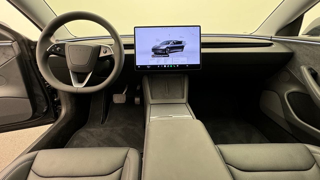 TESLA Model 3 Long Range Dual Motor AWD-image-5