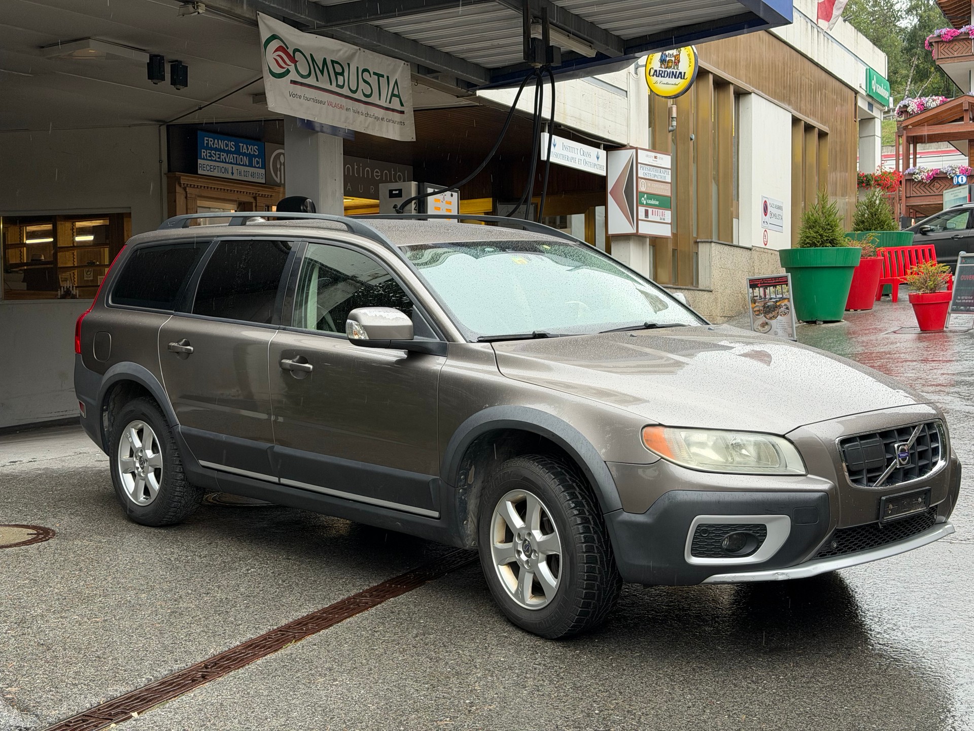 VOLVO XC70 2.4 D5 AWD Summum Geartronic