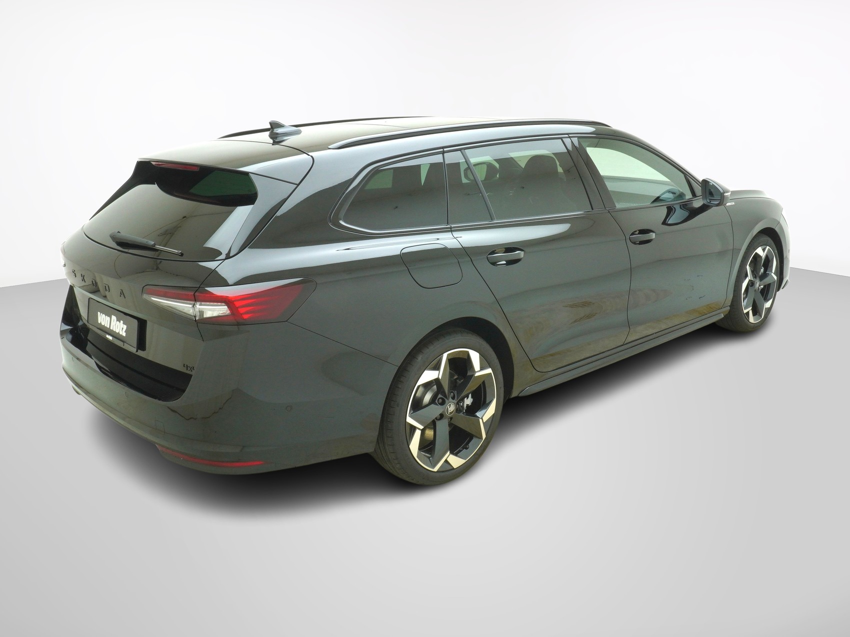 SKODA Superb 2.0 TDI Sportline 4x4 DSG-image-5