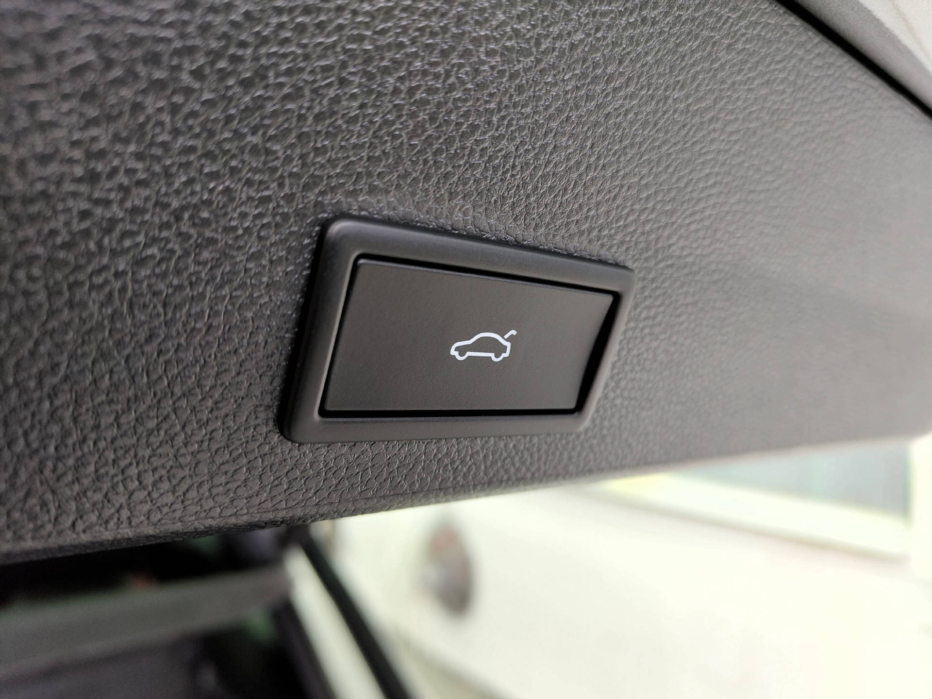 CUPRA Ateca 2.0 TSI VZ 4Drive DSG-image-12