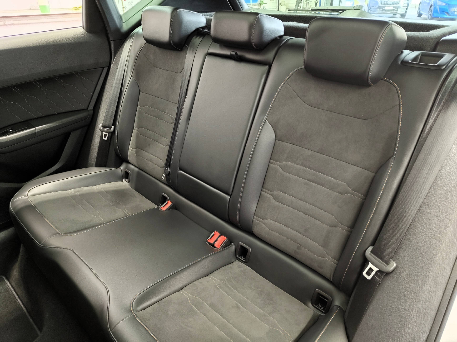 CUPRA Ateca 2.0 TSI VZ 4Drive DSG-image-6