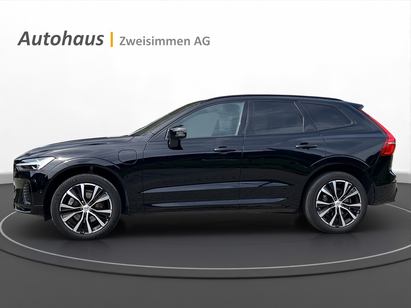 VOLVO XC60 T8 eAWD PluginHybrid Ultimate Dark Geartronic-image-1