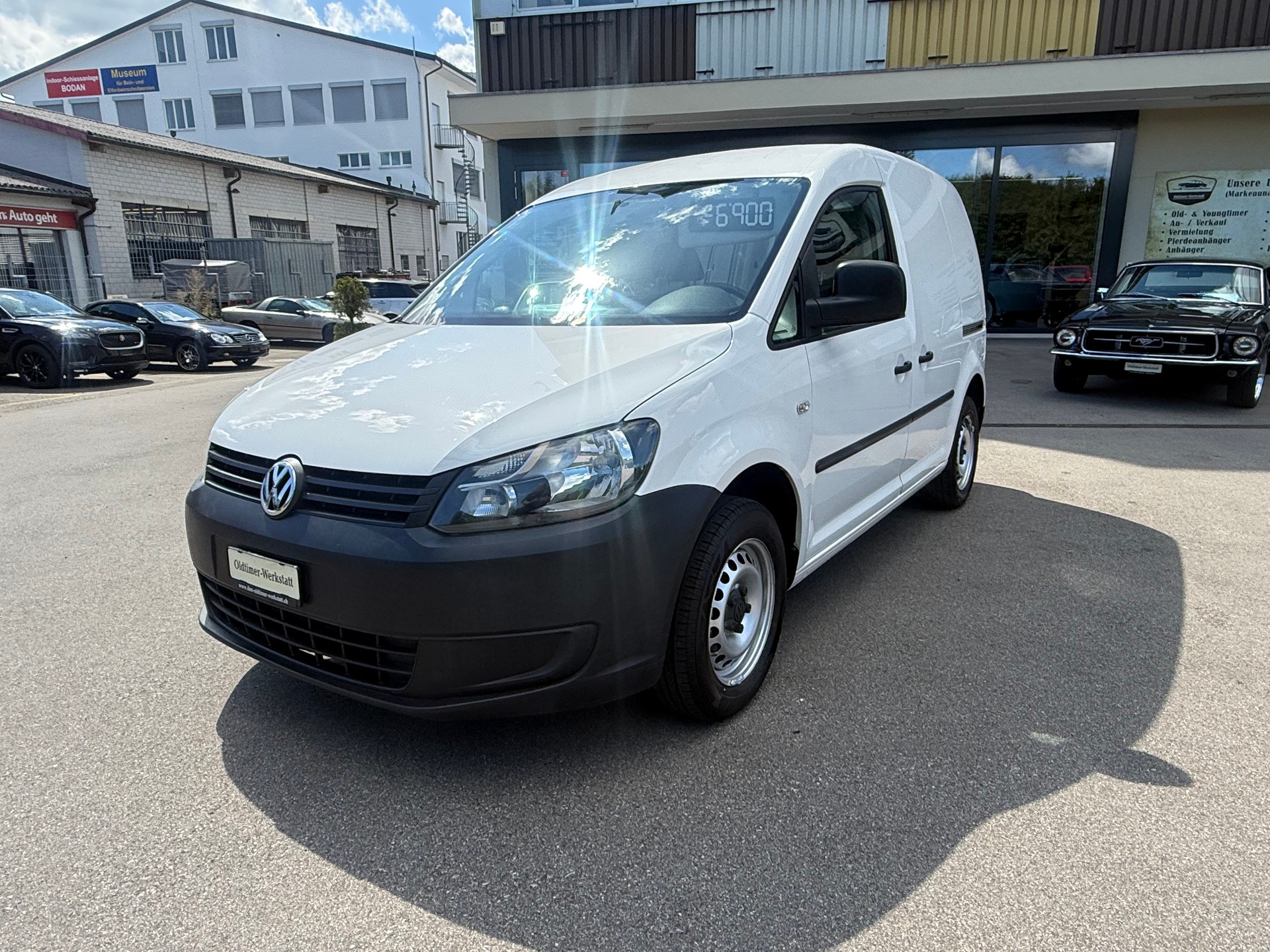 VW Caddy 1.2 TSI-image-1