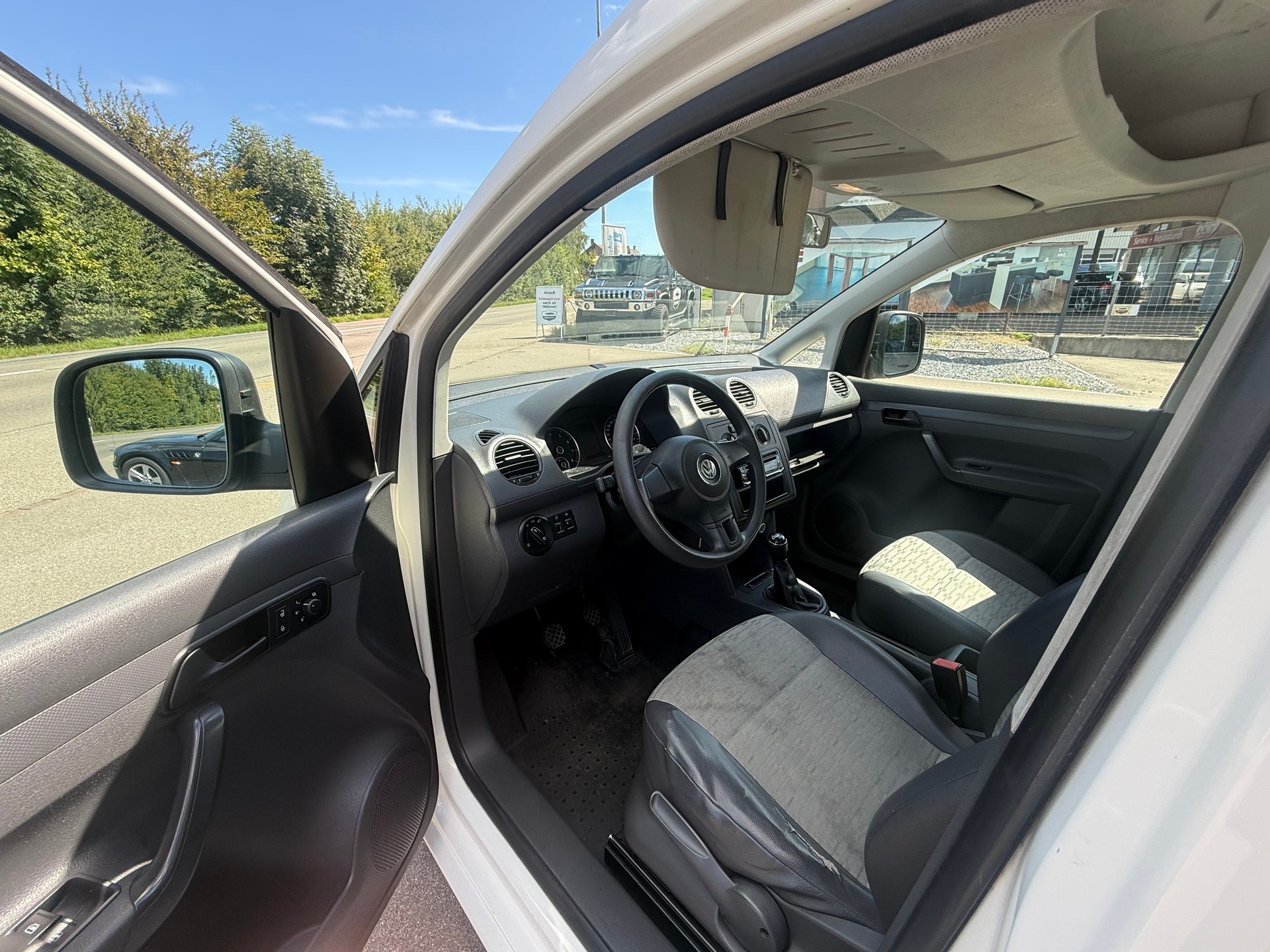 VW Caddy 1.2 TSI-image-7