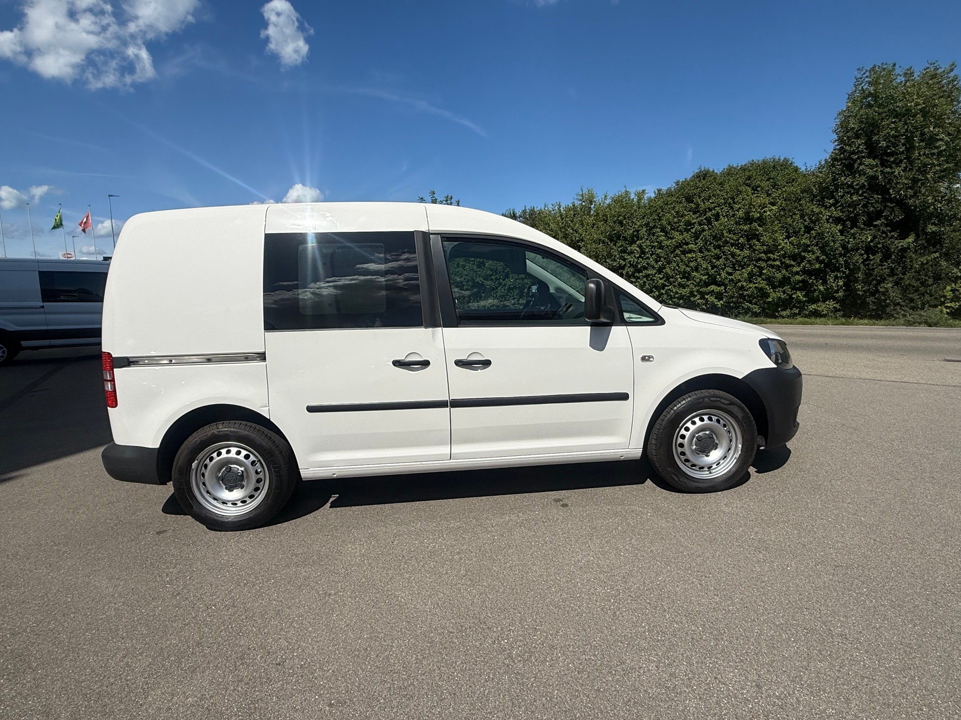 VW Caddy 1.2 TSI-image-5