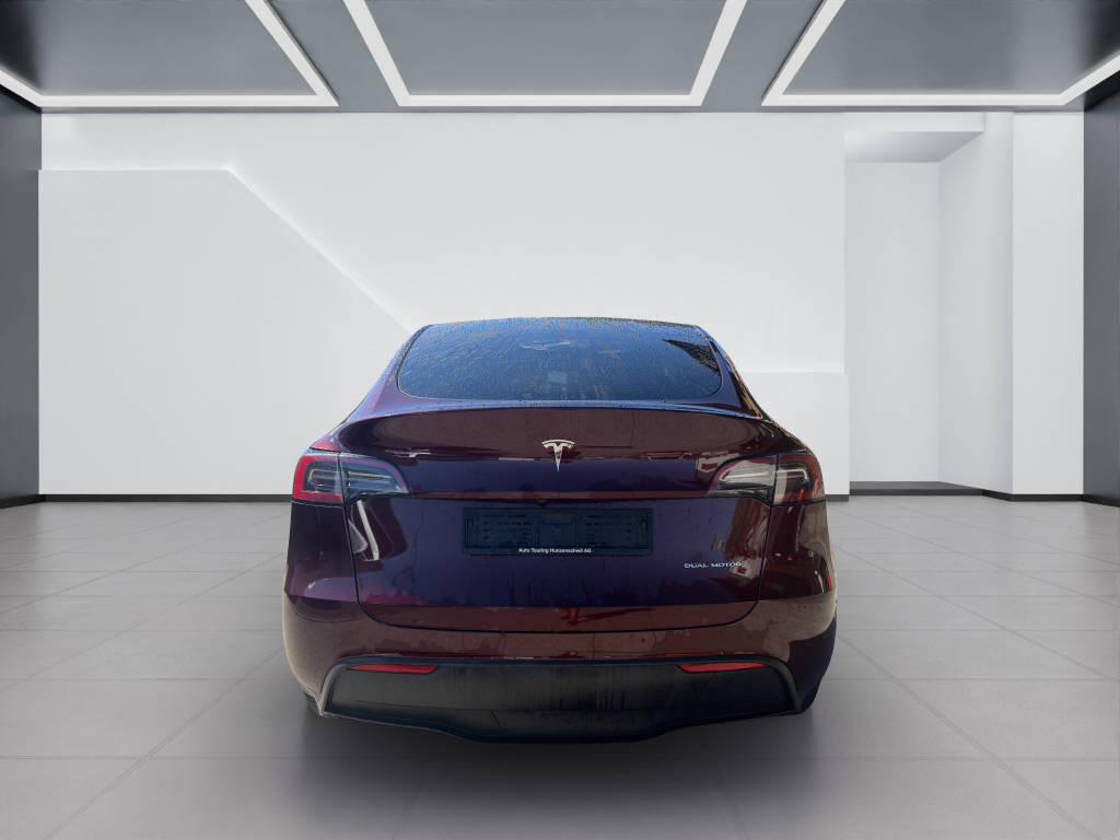 TESLA Model Y Long Range D 4x4-image-3