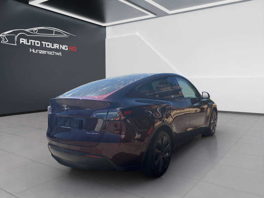 TESLA Model Y Long Range D 4x4-image-2