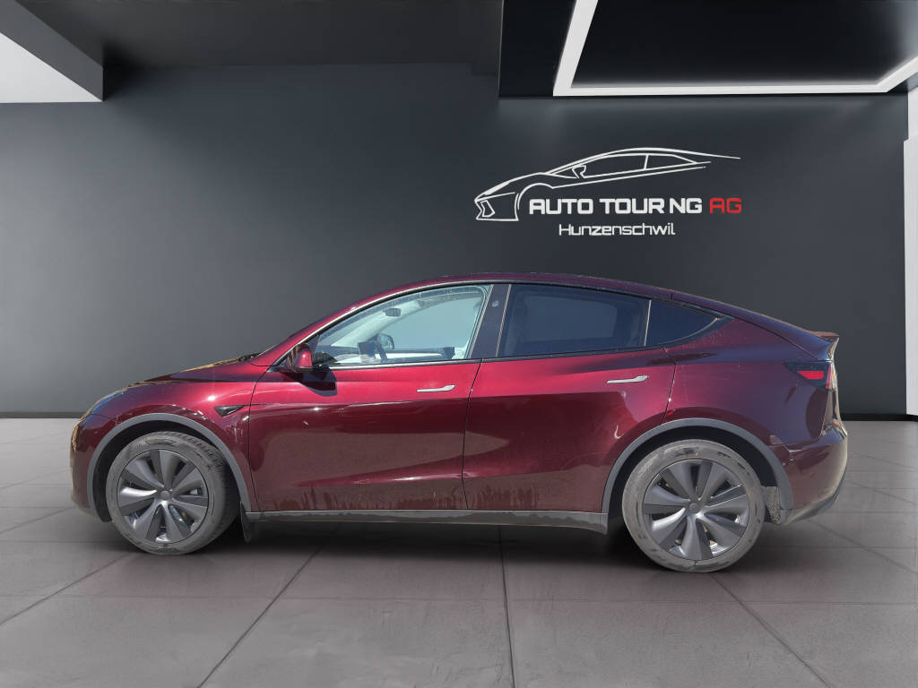 TESLA Model Y Long Range D 4x4-image-5