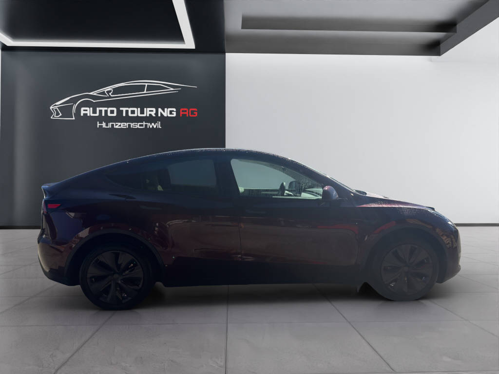 TESLA Model Y Long Range D 4x4-image-1
