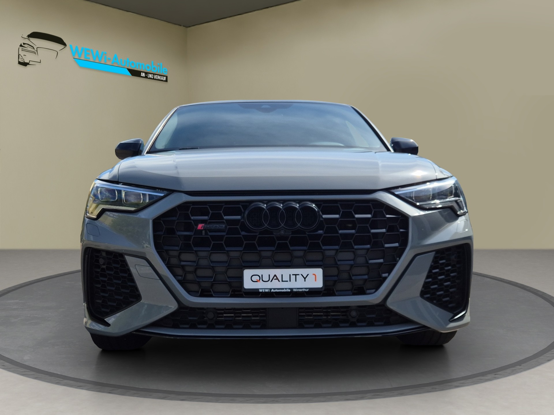AUDI RS Q3 Sportback quattro S tronic-image-7