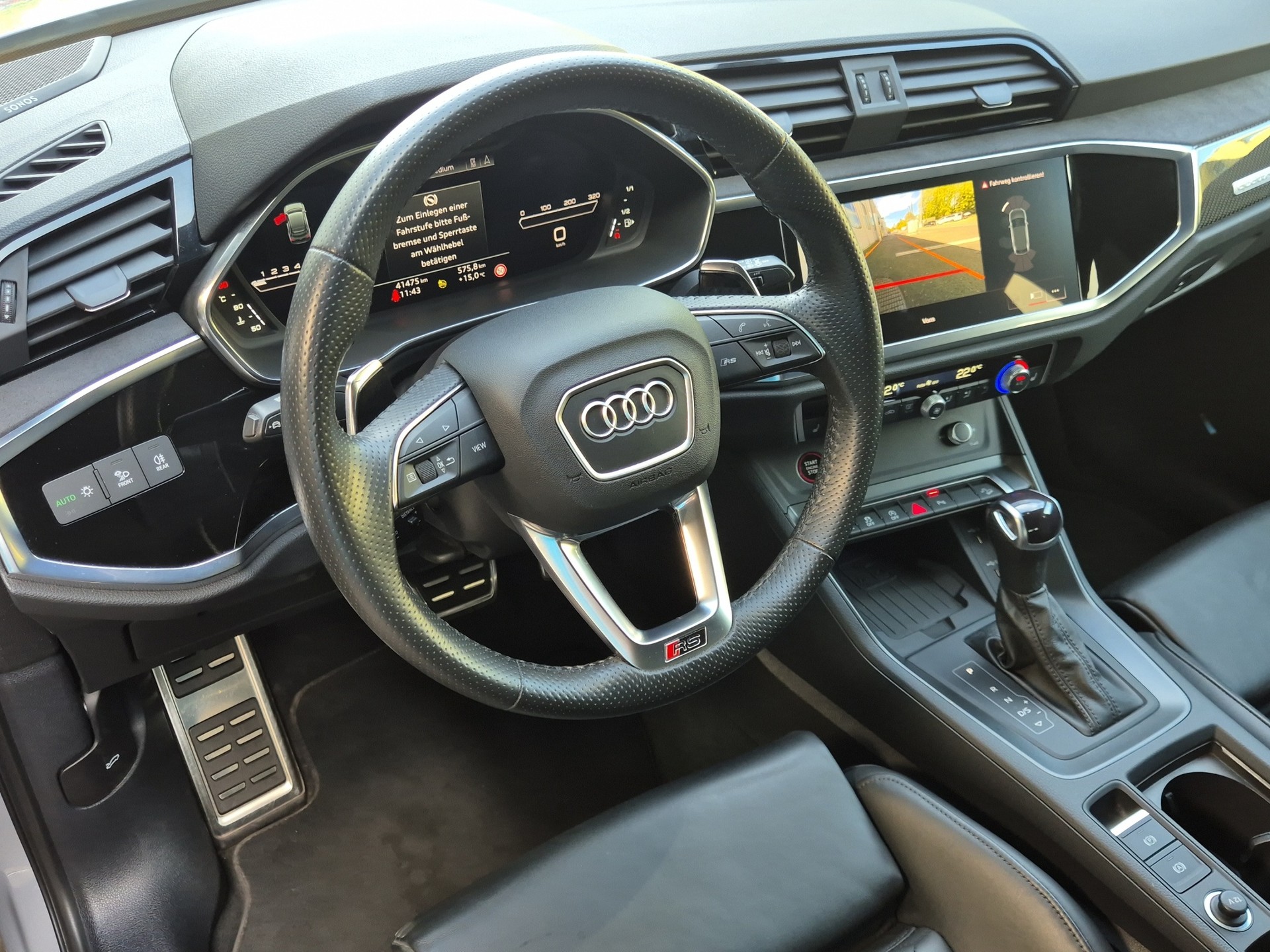 AUDI RS Q3 Sportback quattro S tronic-image-10