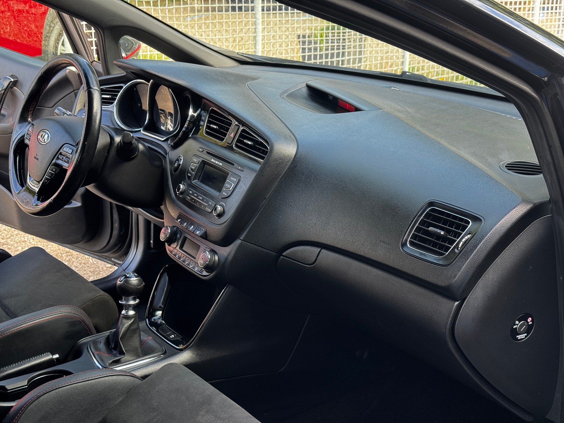 KIA Cee'd 1.6 GDi Turbo GT-image-9