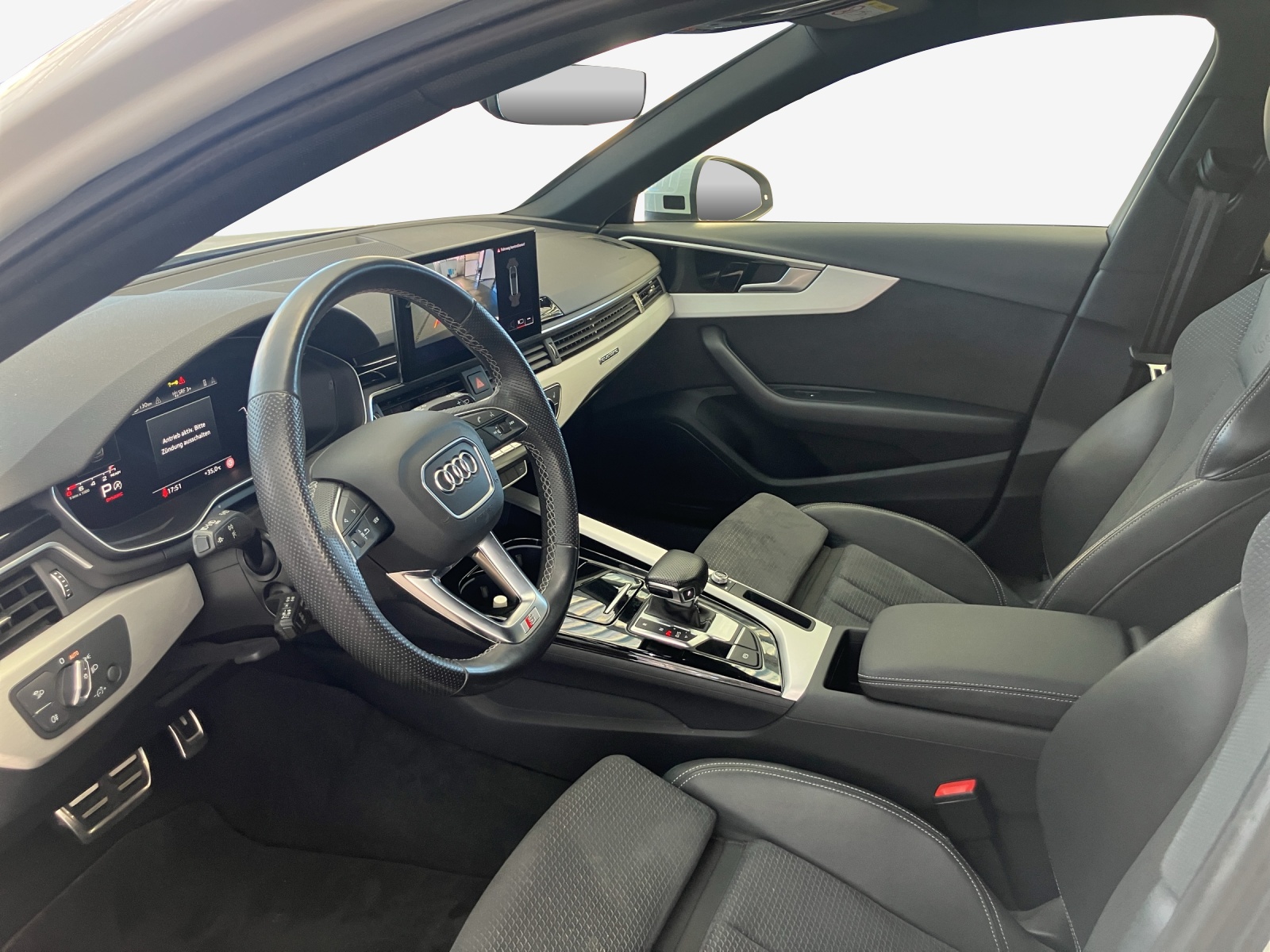 AUDI A4 Avant 45 TFSI S line S-tronic quattro-image-8