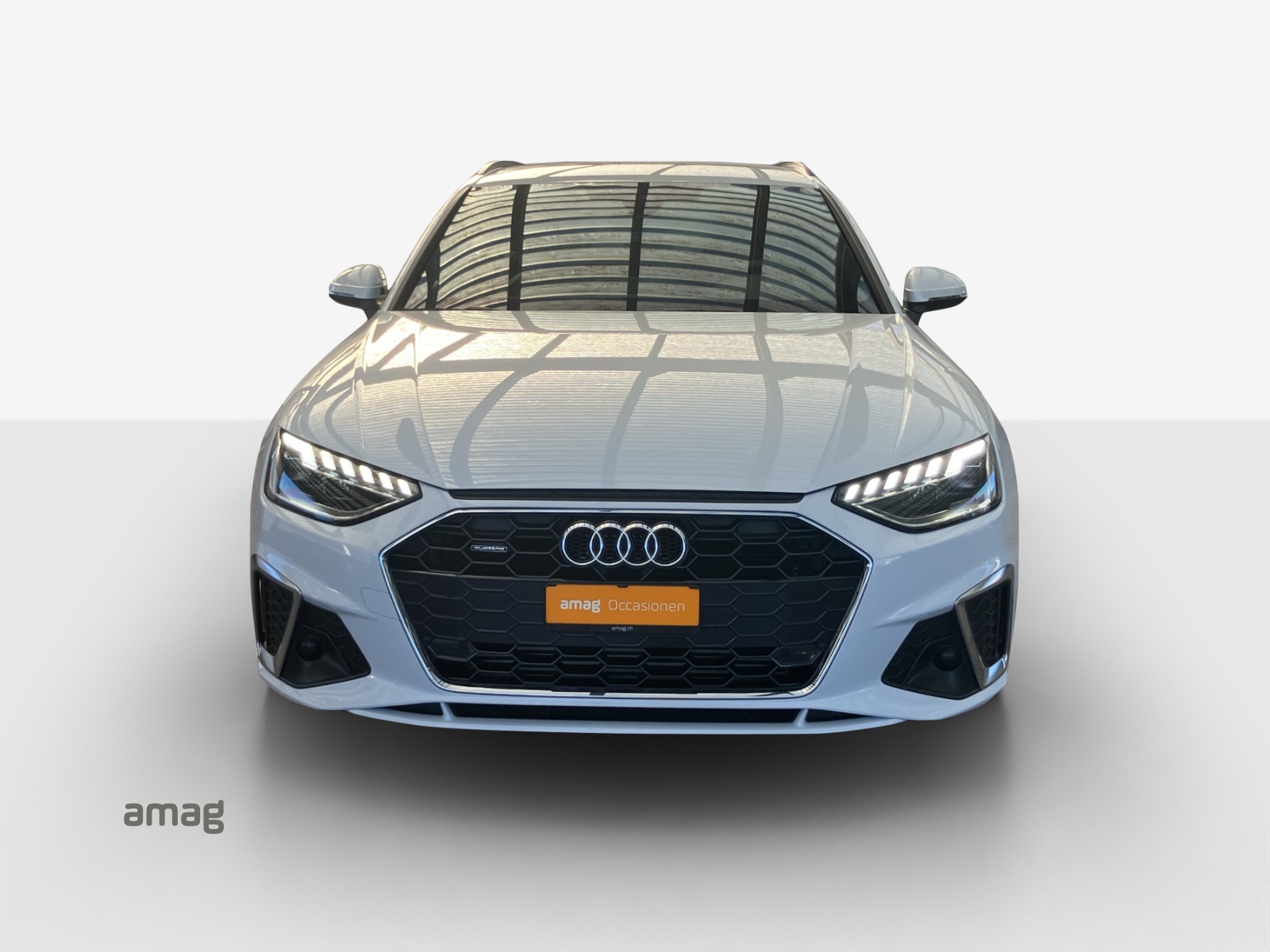 AUDI A4 Avant 45 TFSI S line S-tronic quattro-image-6