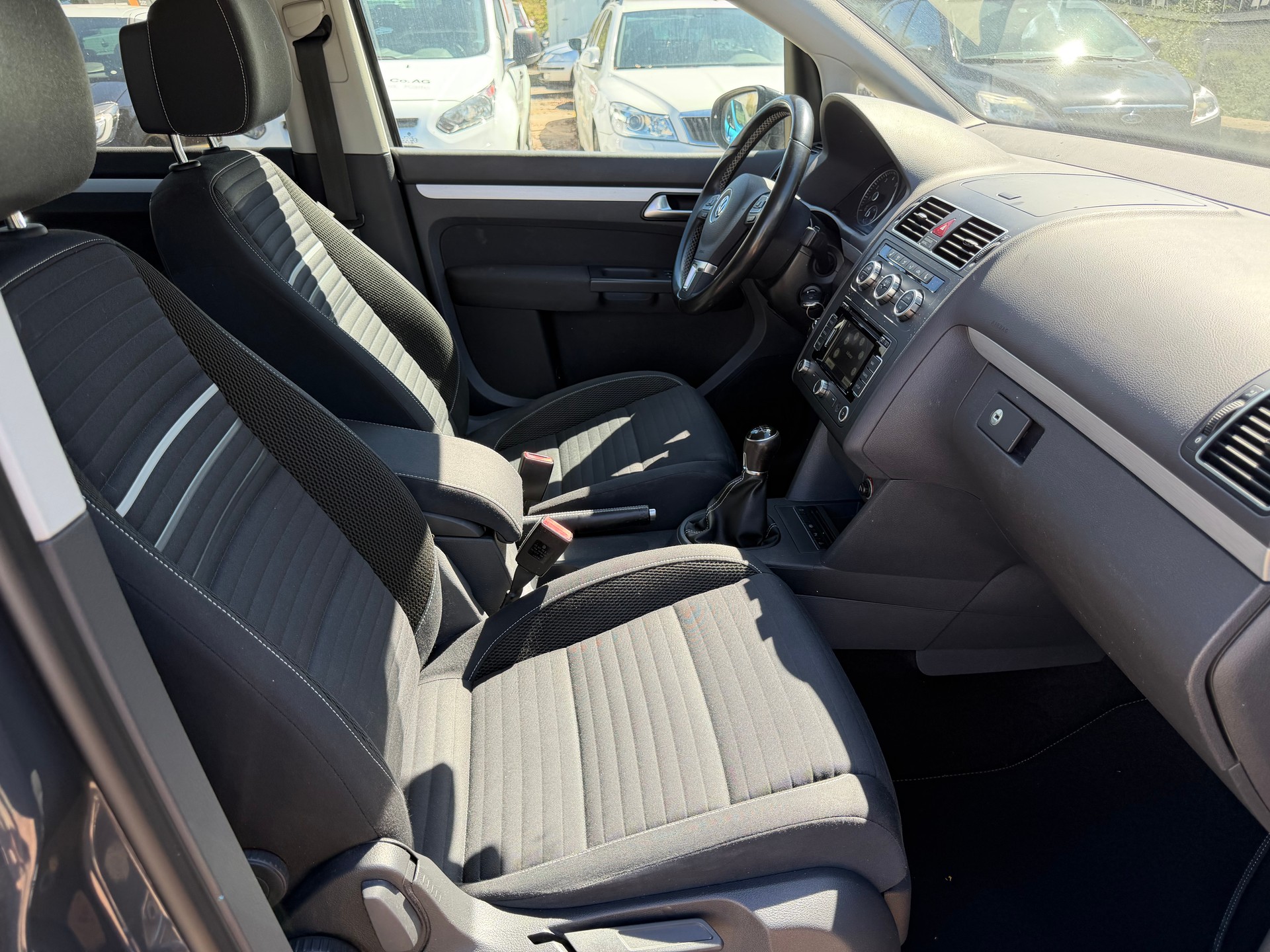 VW Touran 1.4 TSI Trendline-image-6