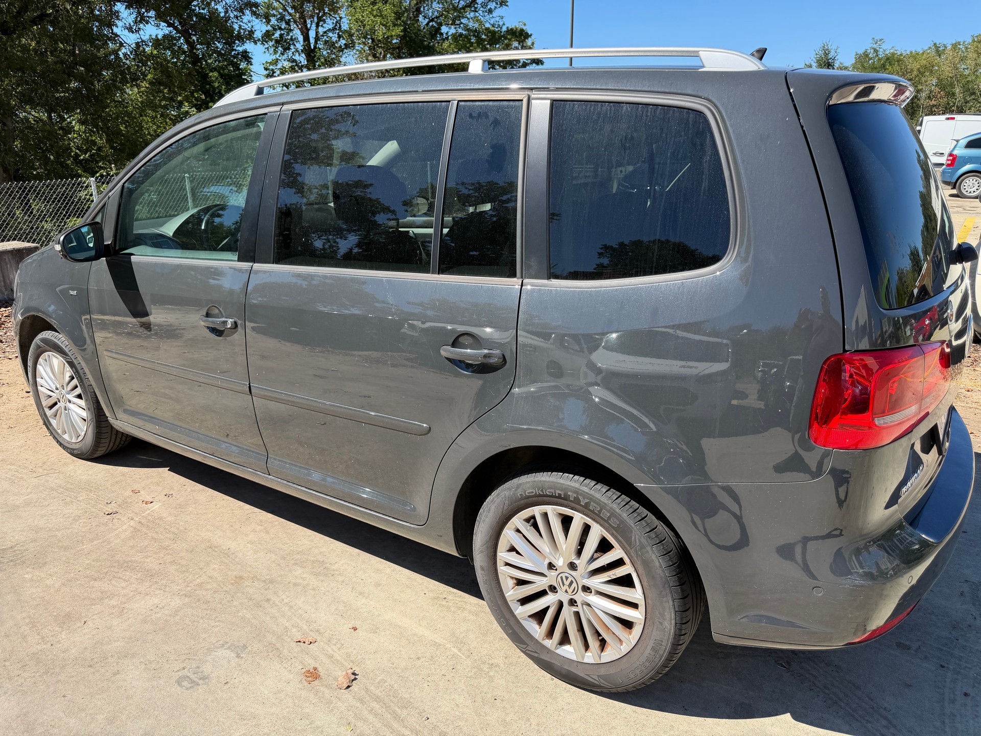 VW Touran 1.4 TSI Trendline-image-3