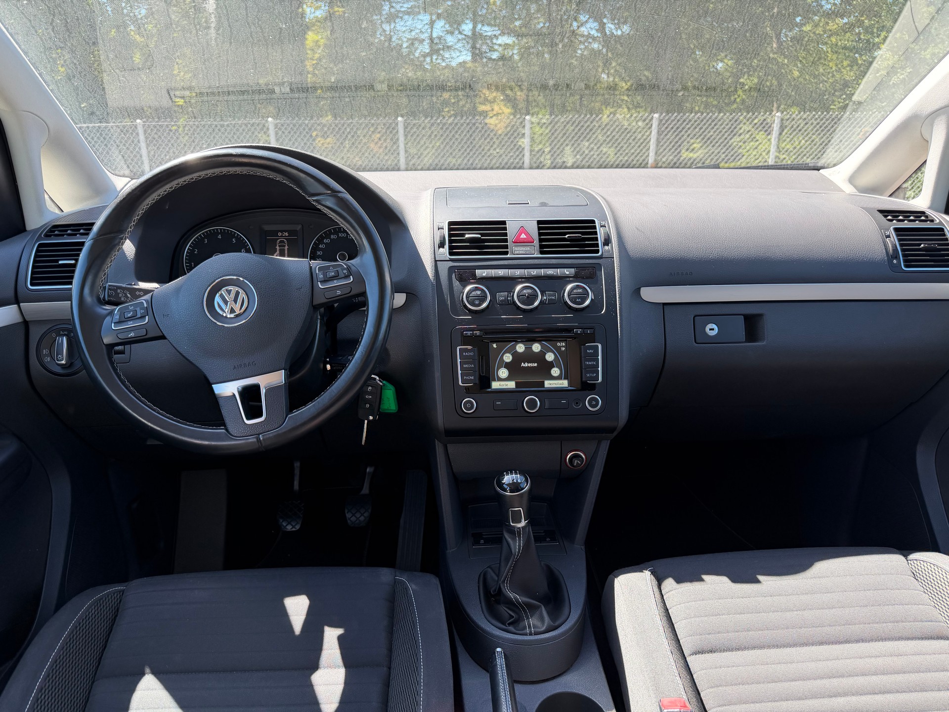 VW Touran 1.4 TSI Trendline-image-4