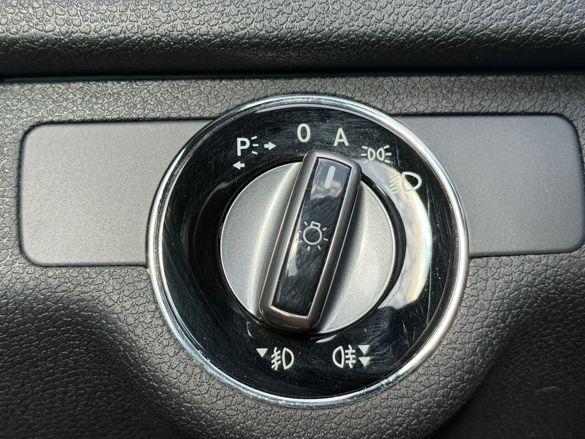 MERCEDES-BENZ C 300 V6 4matic-image-15