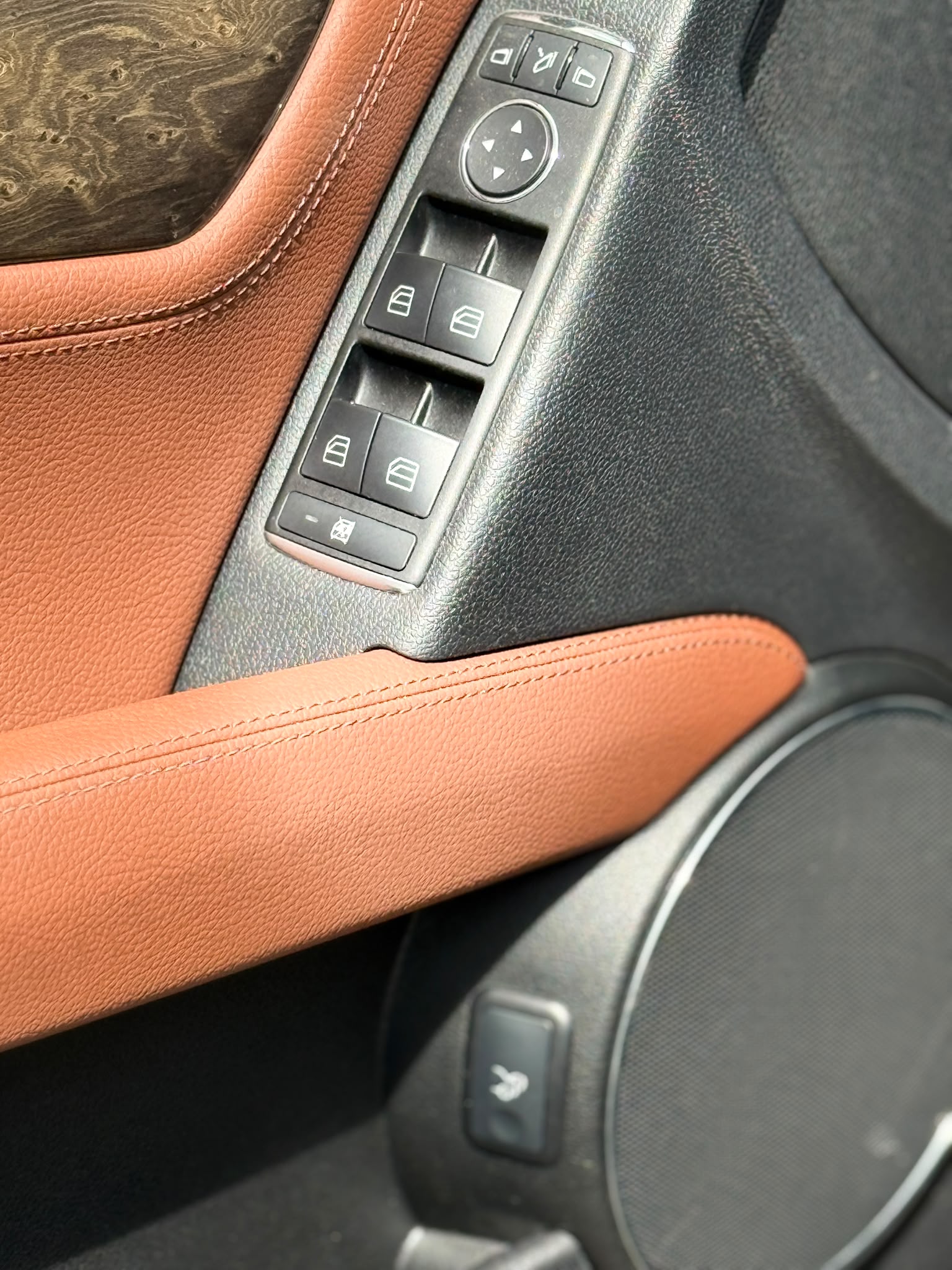MERCEDES-BENZ C 300 V6 4matic-image-7