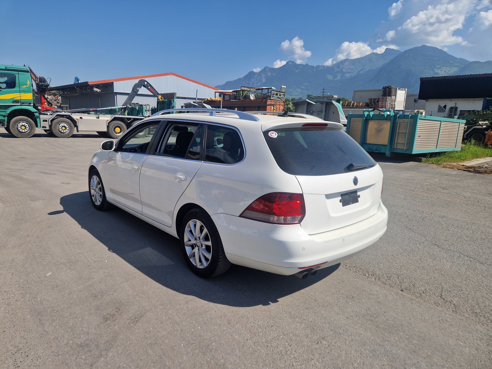 VW Golf Variant 1.4 TSI Team DSG-image-5