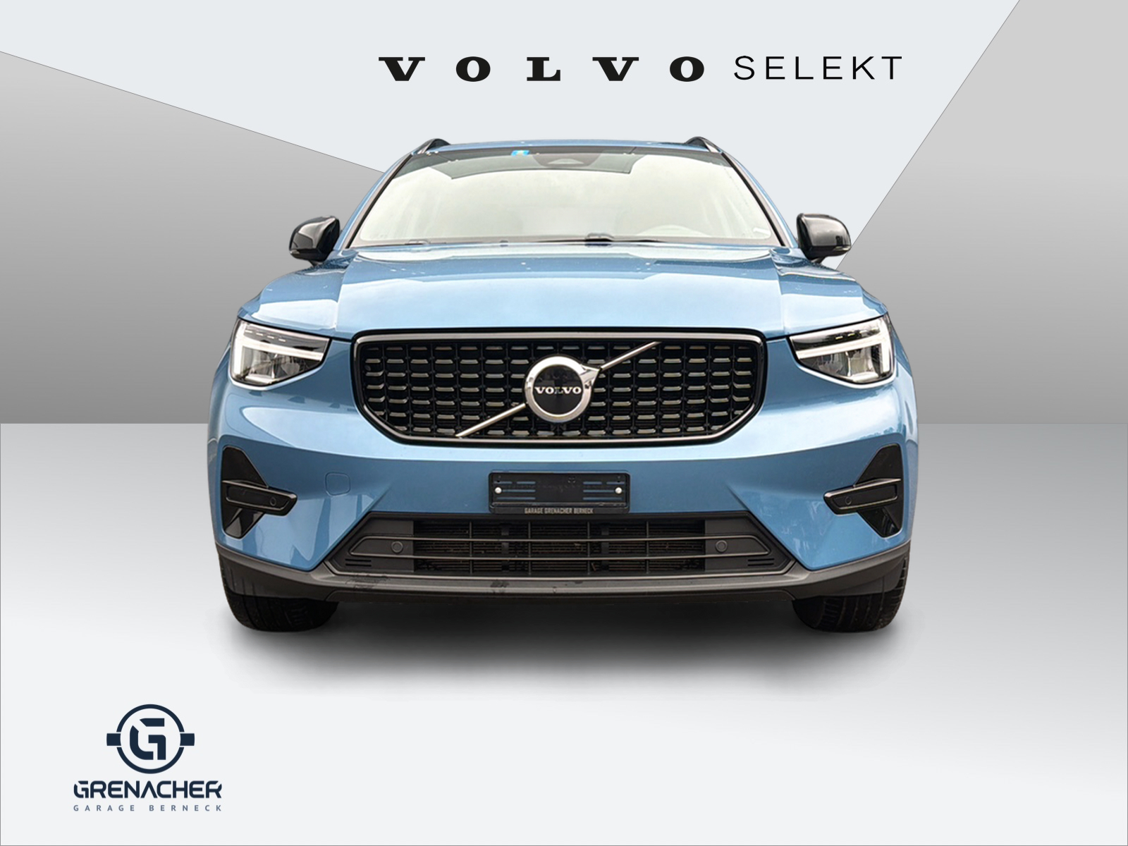 VOLVO XC40 2.0 B5 MH Plus Dark AWD-image-6