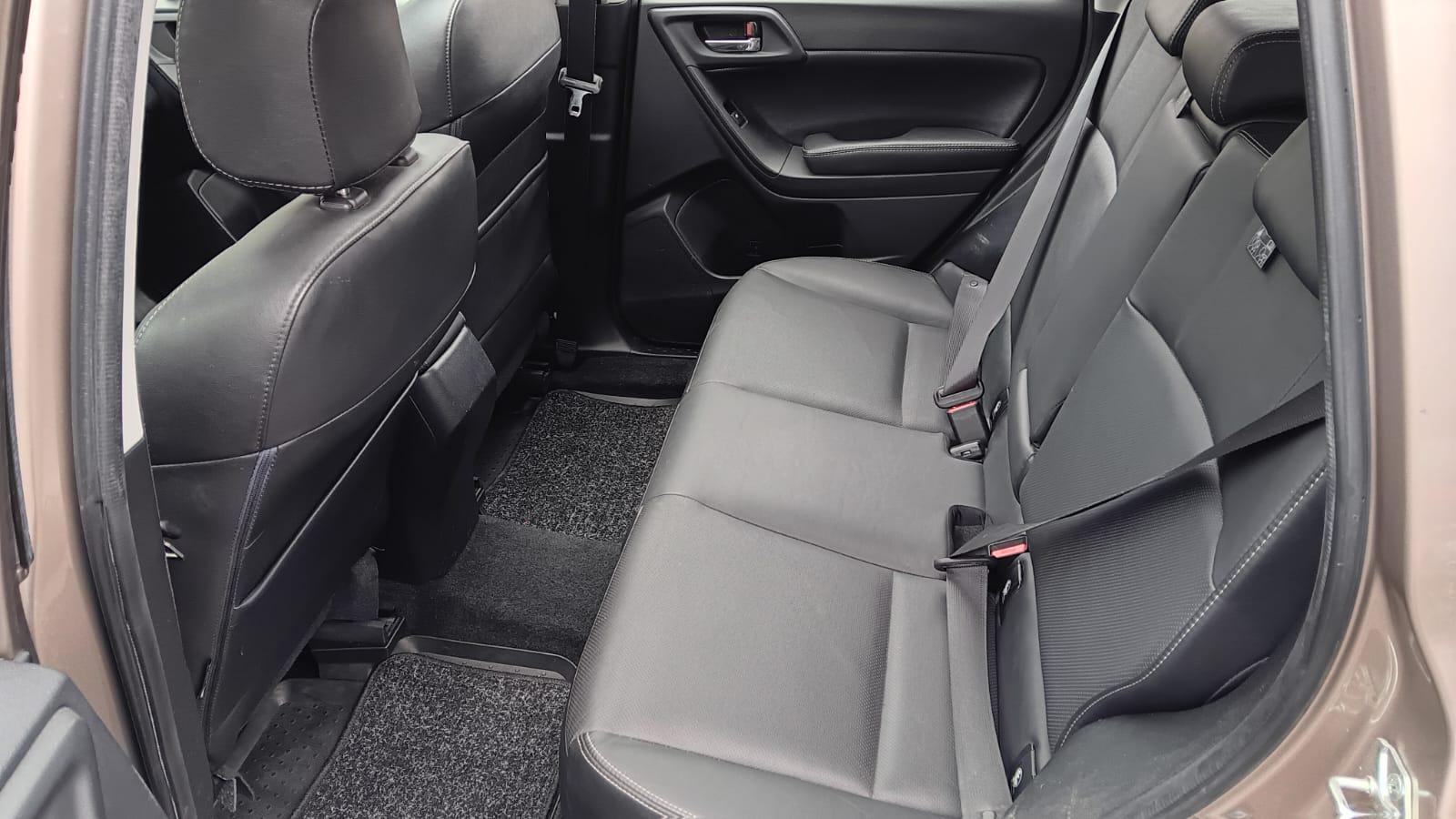 SUBARU Forester Station 2.0 D Swiss-image-6