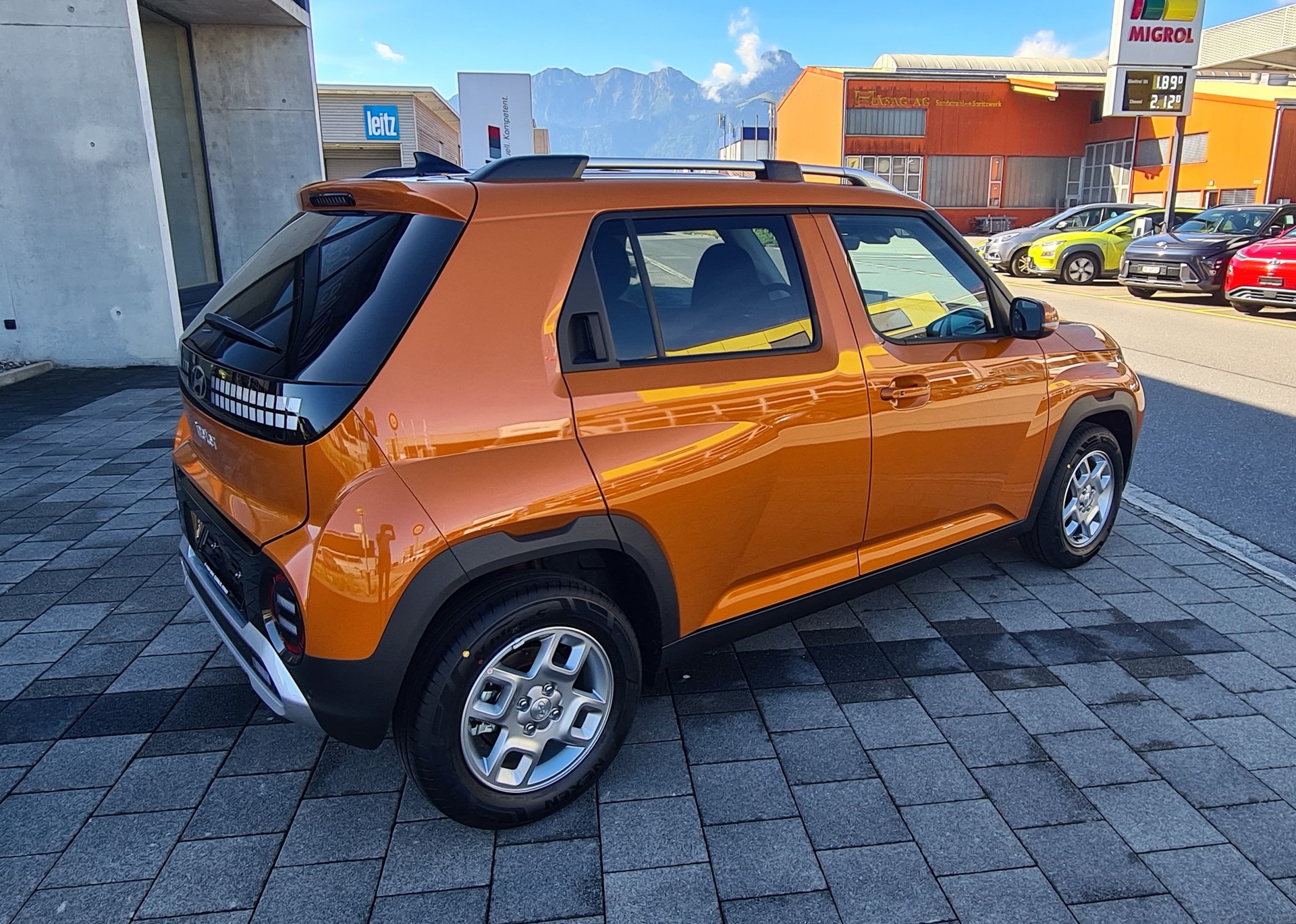 HYUNDAI Inster 49kWh Amplia-image-2