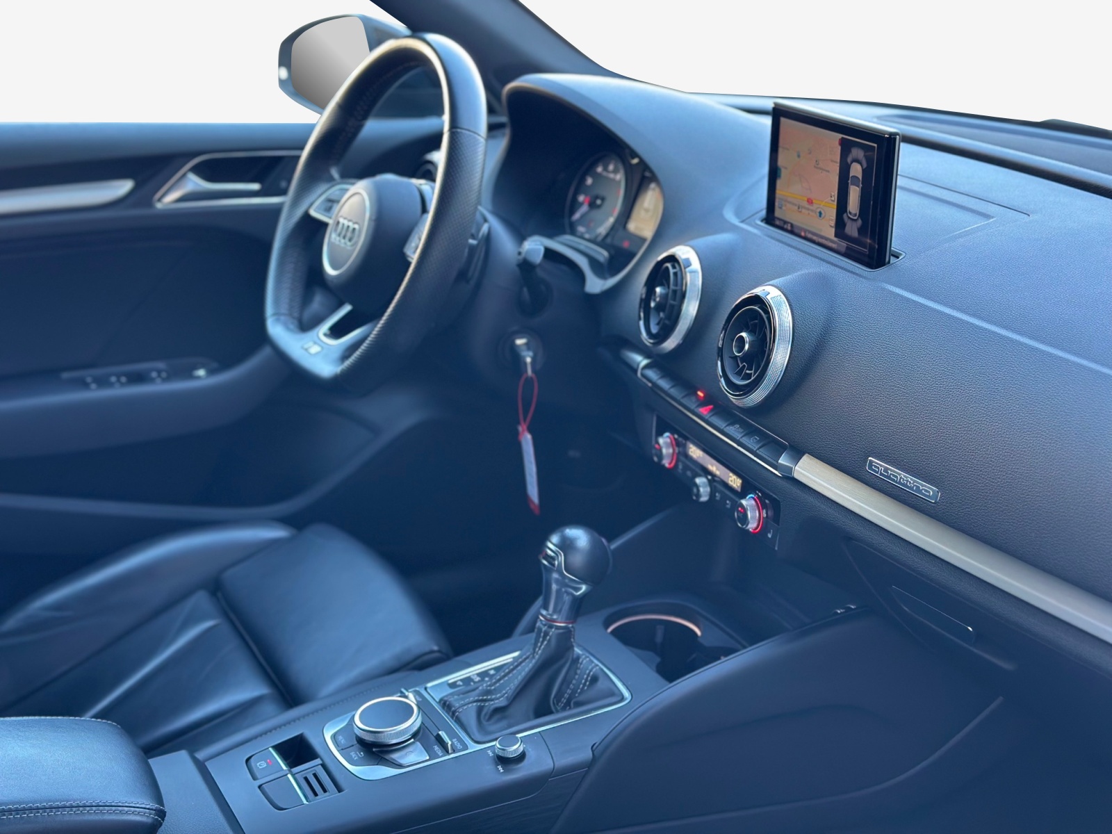 AUDI S3 Sportback 2.0 TFSI quattro S-tronic-image-13