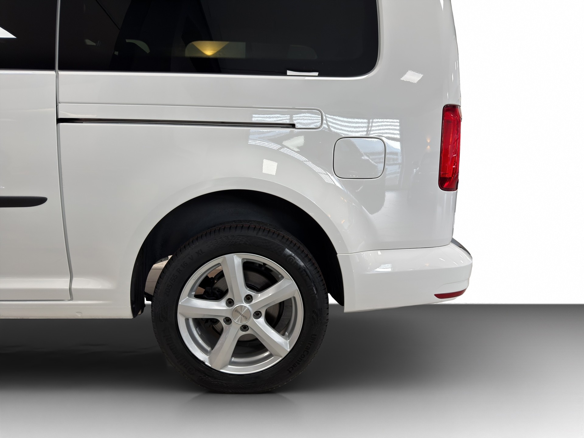 VW Caddy Maxi 1.4 TSI Family-image-15