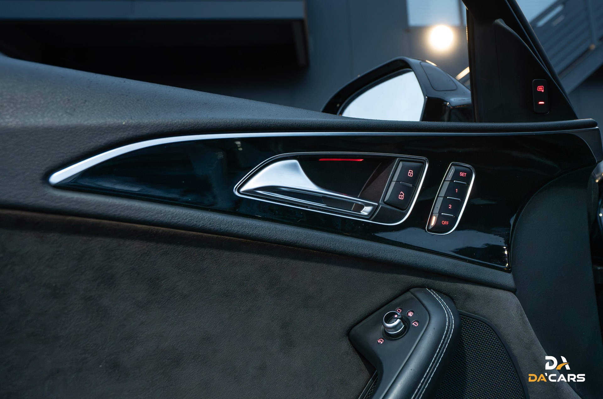 AUDI RS6 Avant 4.0 TFSI V8 performance quattro-image-16