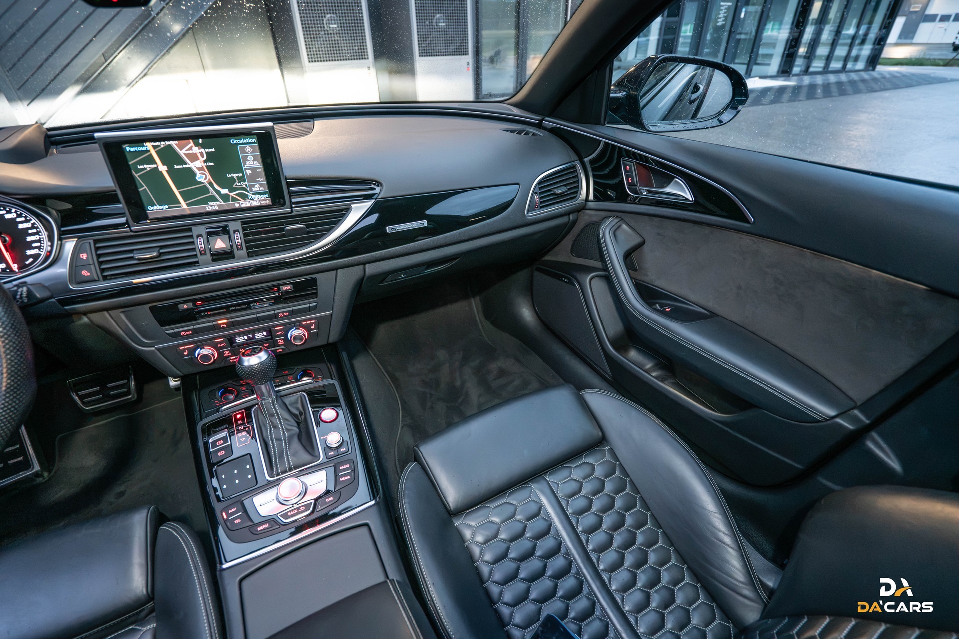 AUDI RS6 Avant 4.0 TFSI V8 performance quattro-image-12