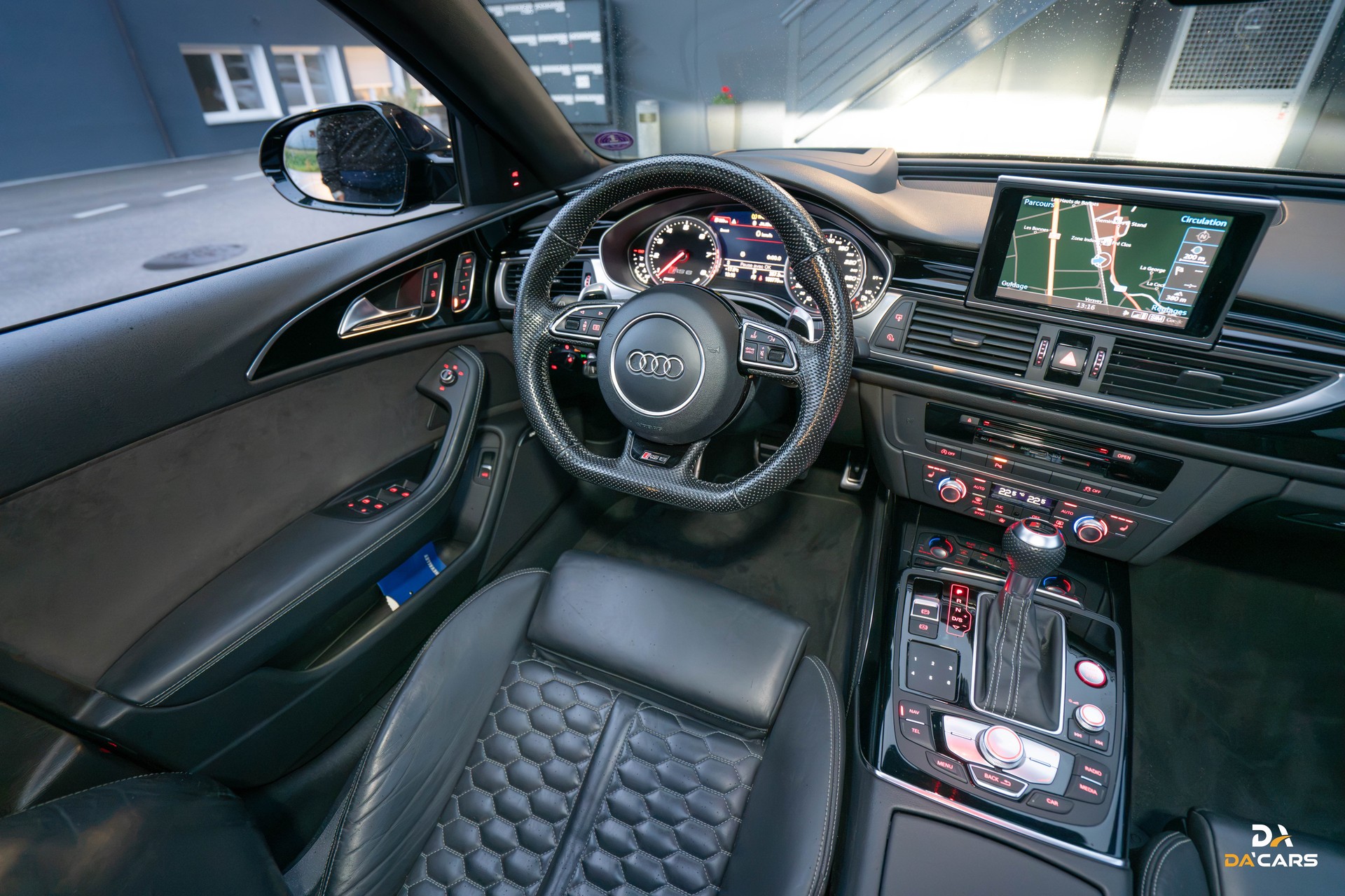 AUDI RS6 Avant 4.0 TFSI V8 performance quattro-image-11